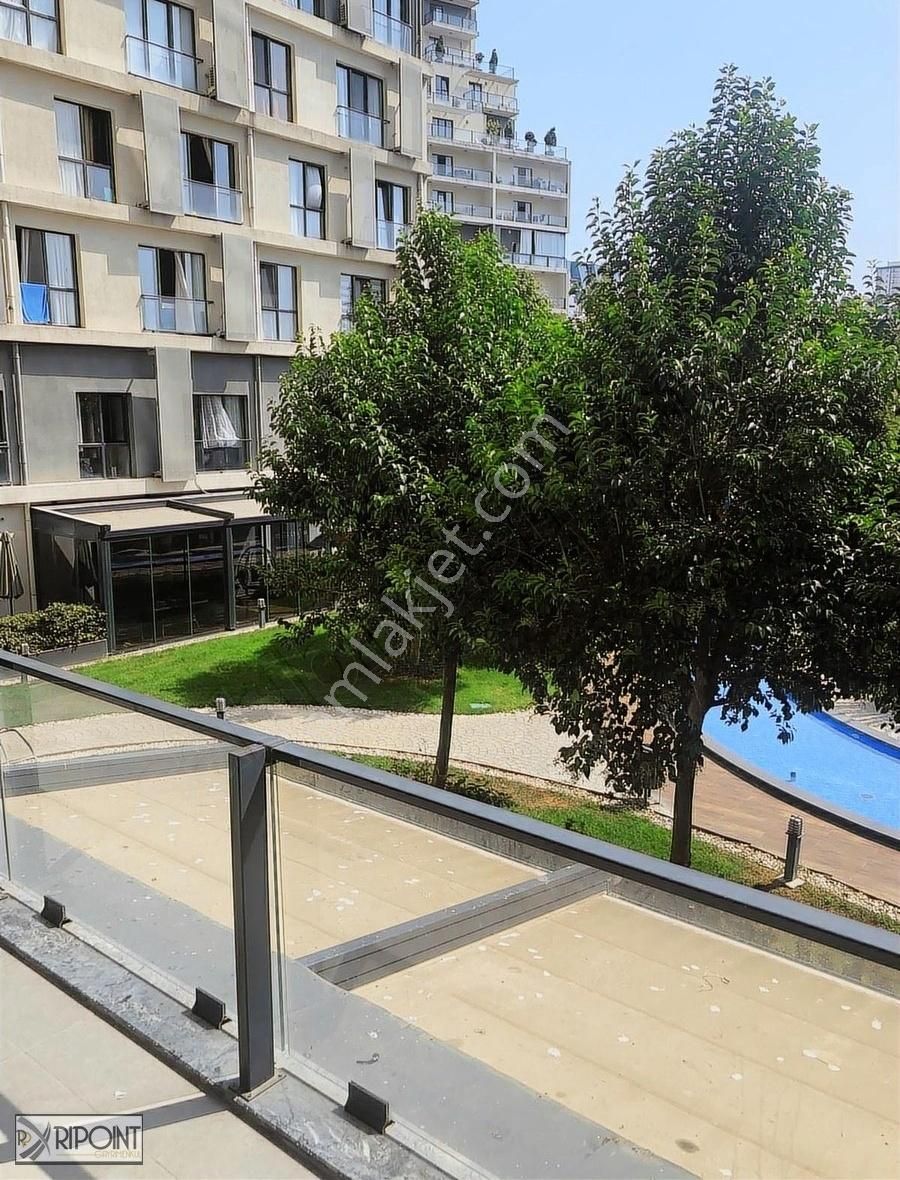 Esenyurt Zafer Satılık Daire Terrace Mix Havuz Güvenlikli Site 2+1 Büyük Balkonlu Çift Cephe