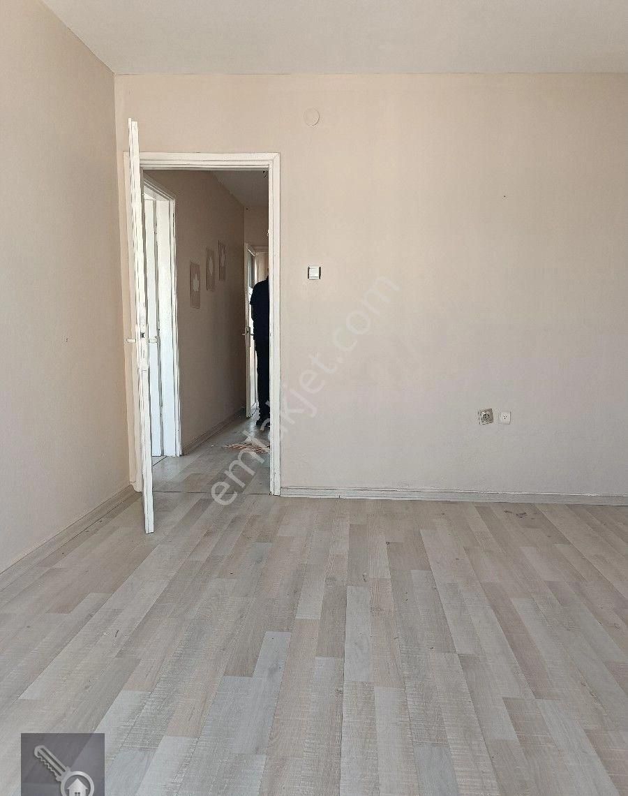 Çukurova Güzelyalı Satılık Daire DİREK HASARSİZ 3+1 160 M² NET. DAİRE