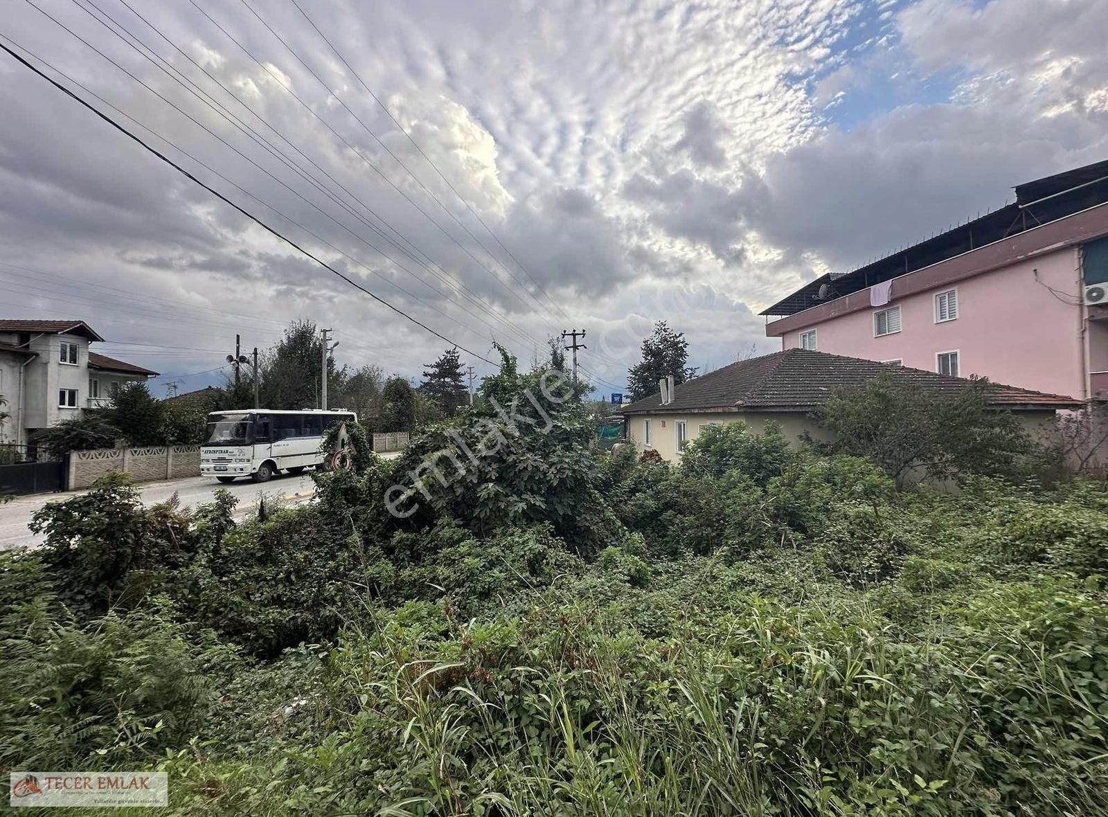 Düzce Merkez Otluoğlu Köyü Satılık Müstakil Ev DÜZCE AYDINPINAR CADDESİ ÜZERİ OTLUOĞLUNDA 2 DAİRELİK MÜSTAKİL