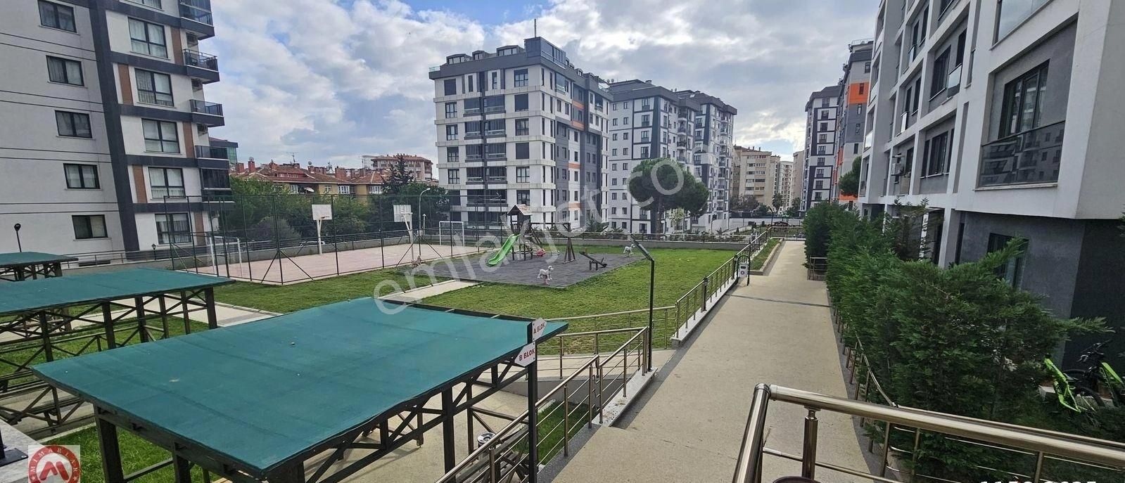 Maltepe Altayçeşme Kiralık Daire Altayçeşme'de Site İçerisinde 2+1 Metroya 2 dakika 18 Kasım Taşınmaya Hazır