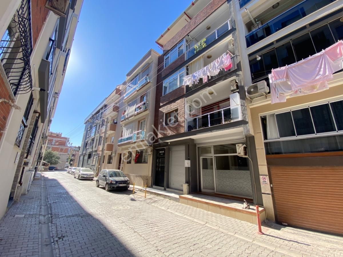 Karşıyaka Şemikler Hastaneye Yakın Kiralık Daire Karşıyaka Şemikler’de Geniş 2+1 Kiralık Daire