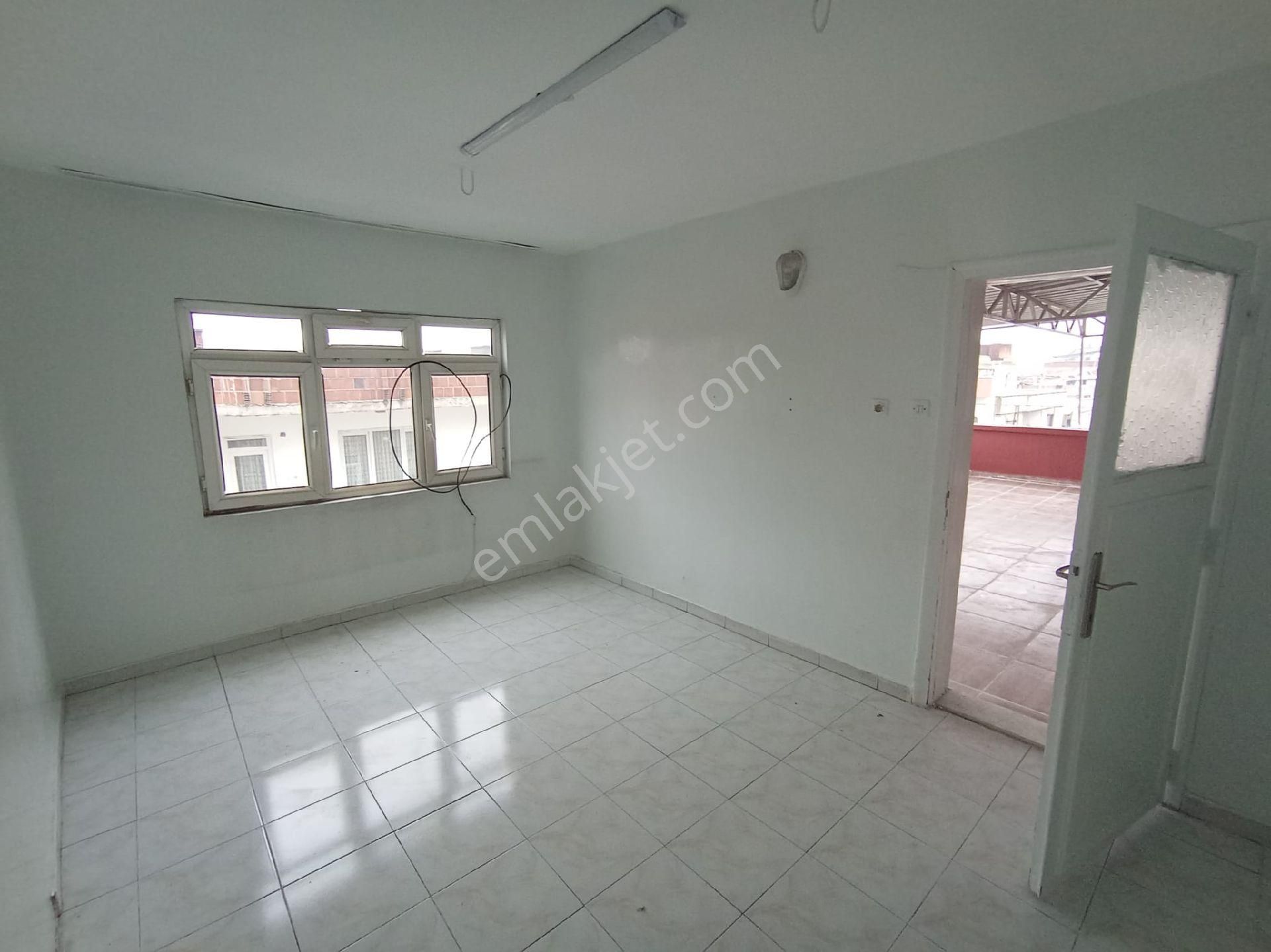 Akyol Gayrimenkul Den Satlık Müstakil Ev Karşıyakada 4 Katlı 3+1 - Görsel 7