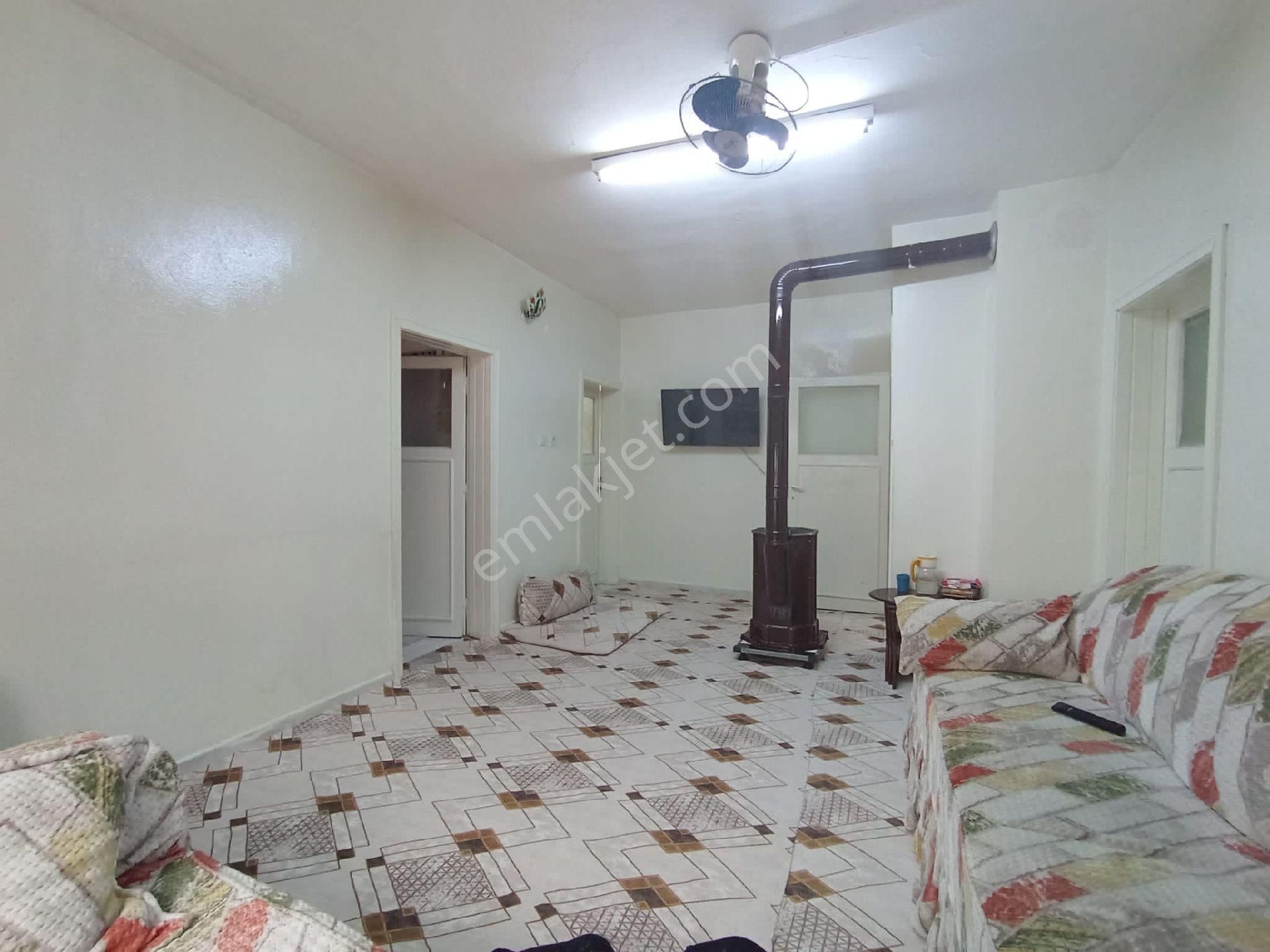 Akyol Gayrimenkul Den Satlık Müstakil Ev Karşıyakada 4 Katlı 3+1 - Görsel 10