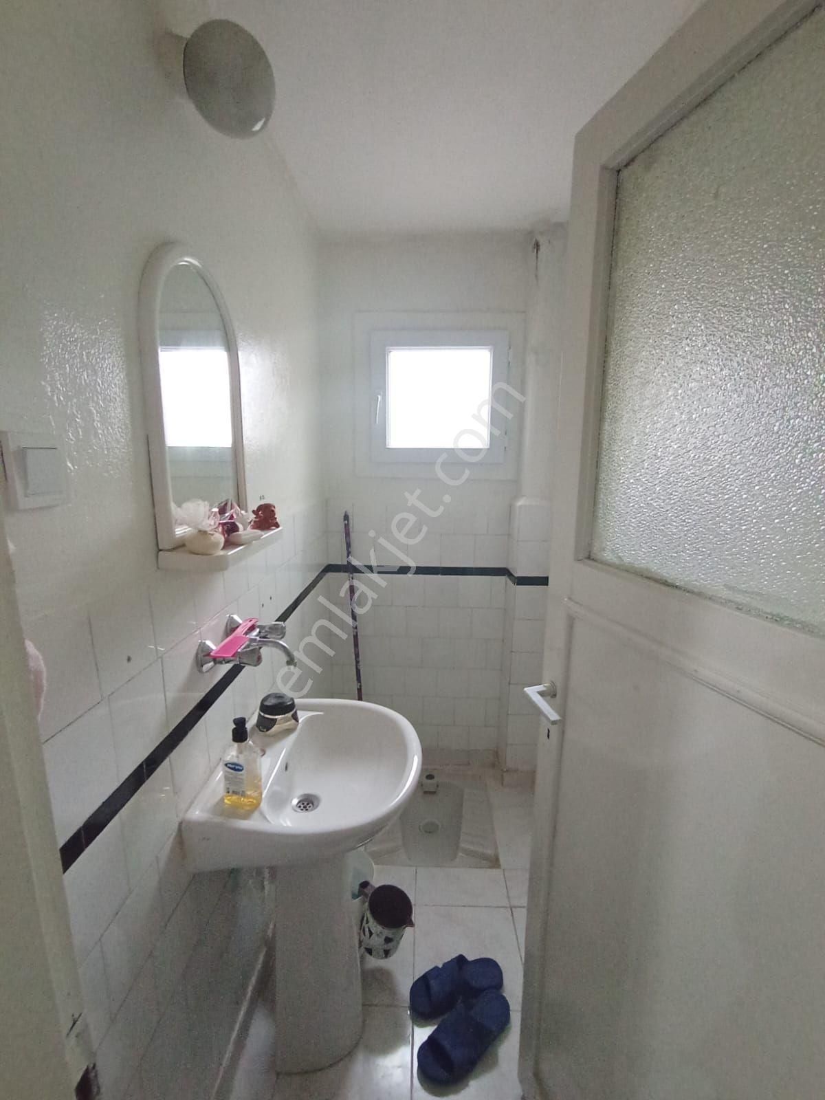 Akyol Gayrimenkul Den Satlık Müstakil Ev Karşıyakada 4 Katlı 3+1 - Görsel 19