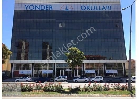 İstanbul Ataşehir Kiralık Bina ATAŞEHİRDE ÜNİVERSİTEYE-HASTANEYE-OKULA-OTELE-UYGUN İSKANLI BİNA