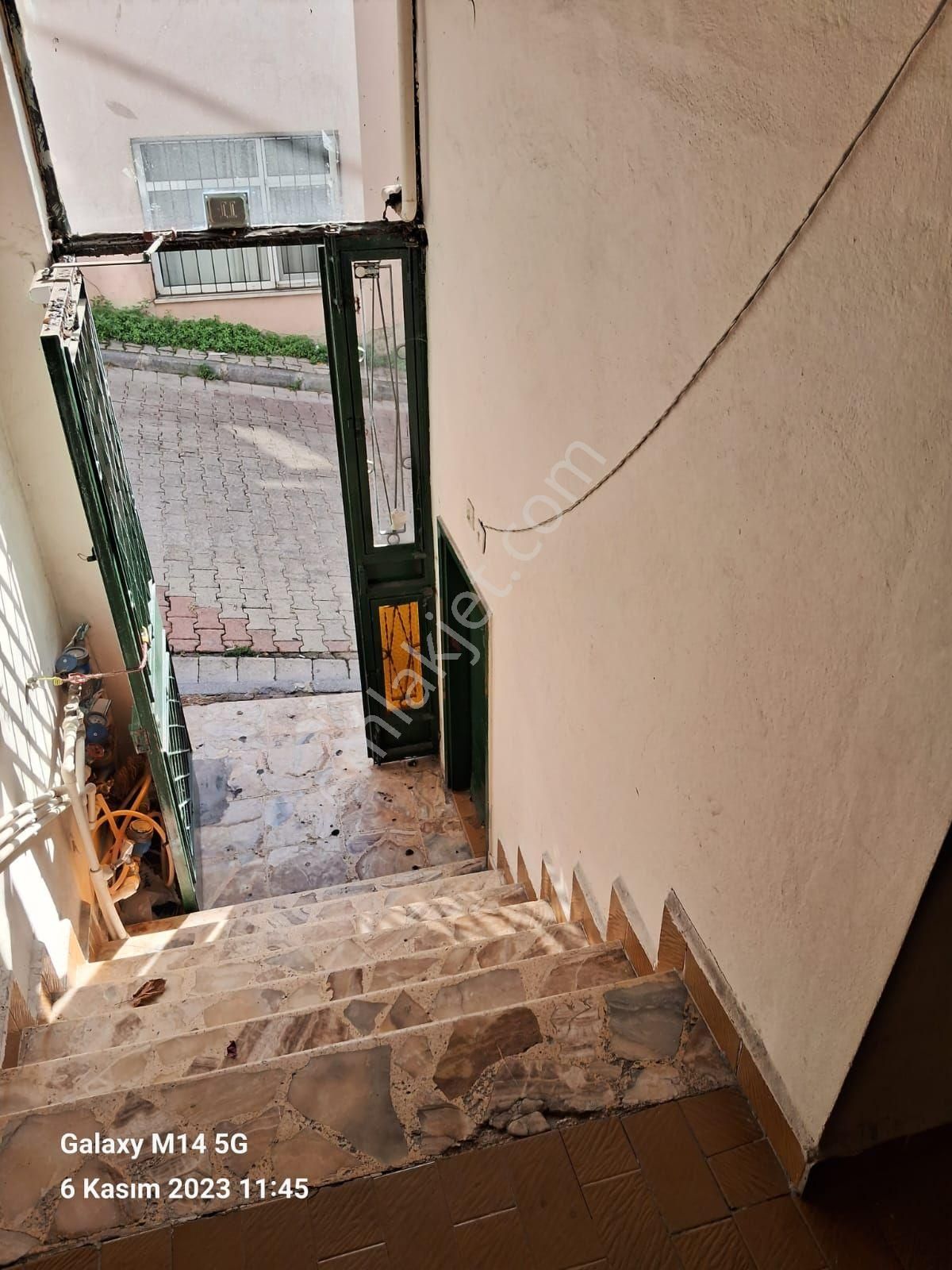 Sarıyer Merkezde Satılık 4 Katlı Müstakil Ev - Görsel 32