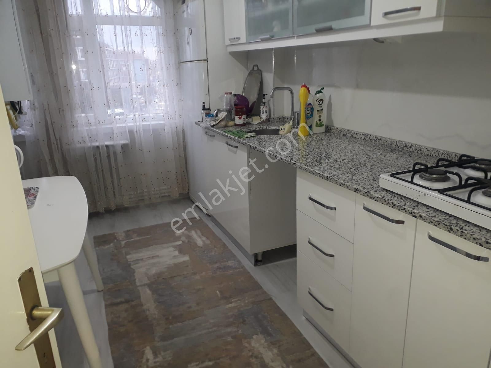 Tepebaşı Bahçelievler Kiralık Daire  NİL EMLAK GAYRİMENKULDEN BAHÇELİEVLERDE 120 M2 3+1EŞYALI DAİRE