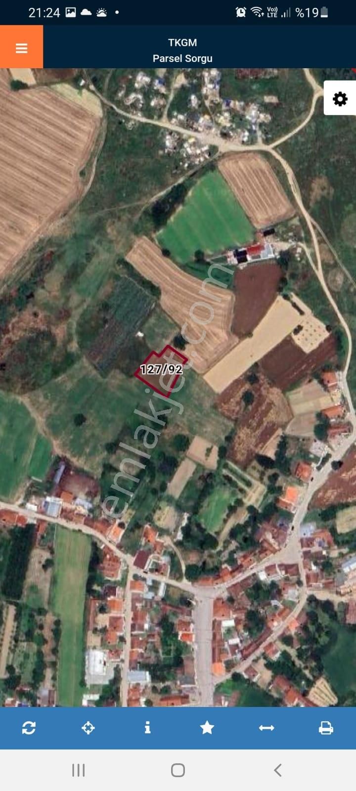 Bursa İnegöl Hasanpaşa Köyünde Köy Yerleşim Alanında İmarda 1500m2 Bahçe - Görsel 2