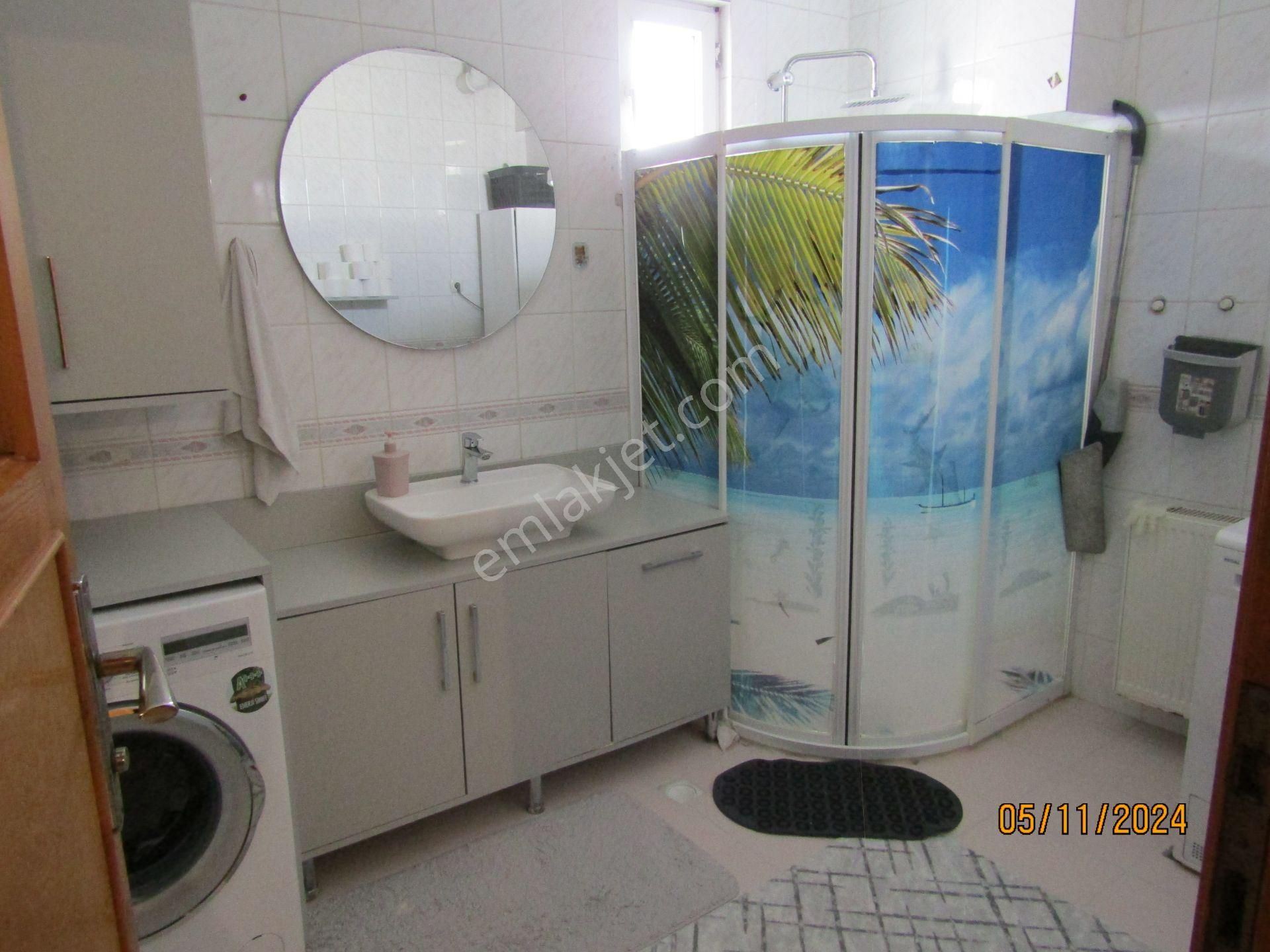 E.n.f Emlaktan Satılık Müstakil Ev İki Kat İki Daire İçerenköy Merkezde - Görsel 11