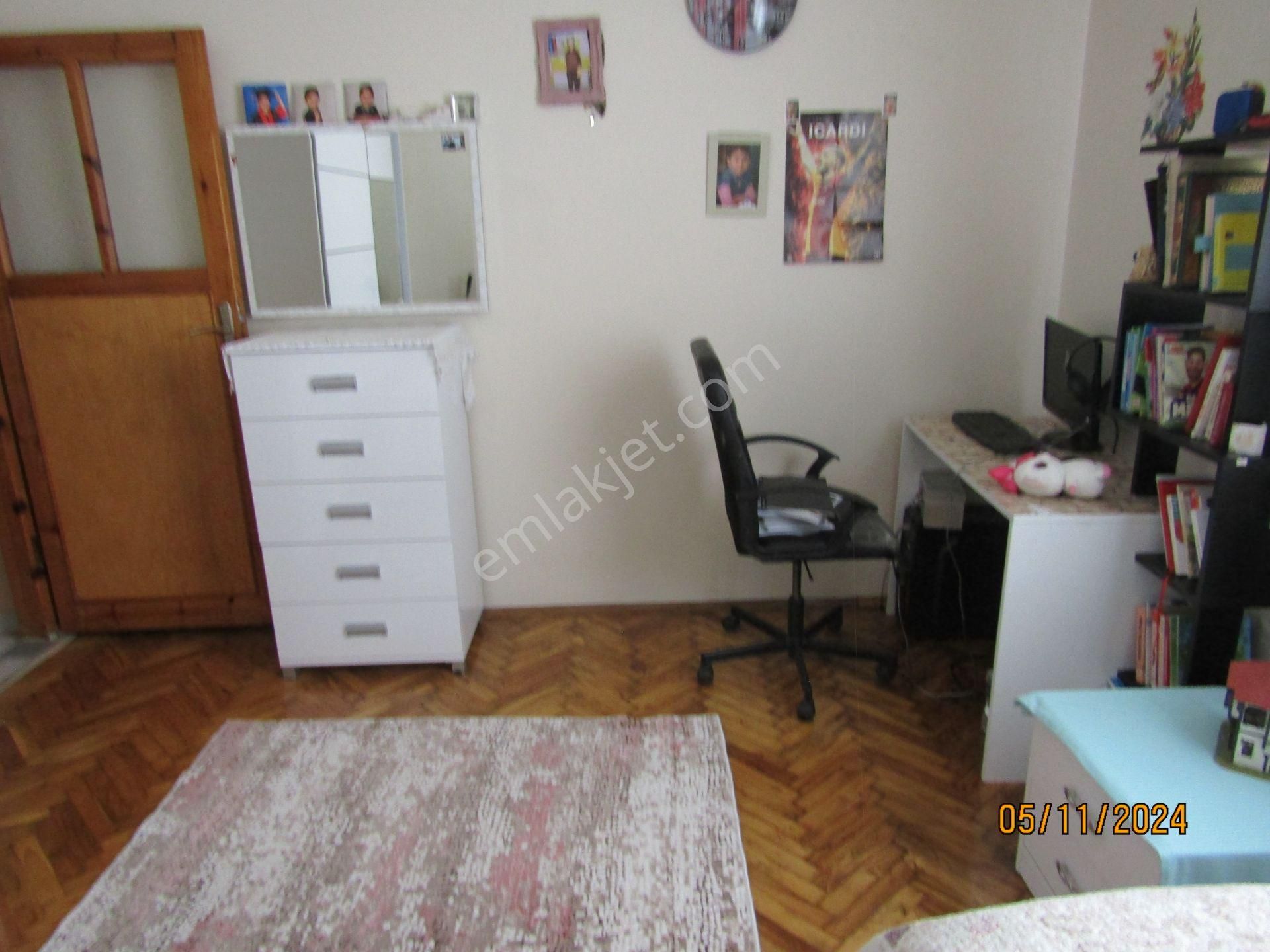 E.n.f Emlaktan Satılık Müstakil Ev İki Kat İki Daire İçerenköy Merkezde - Görsel 8