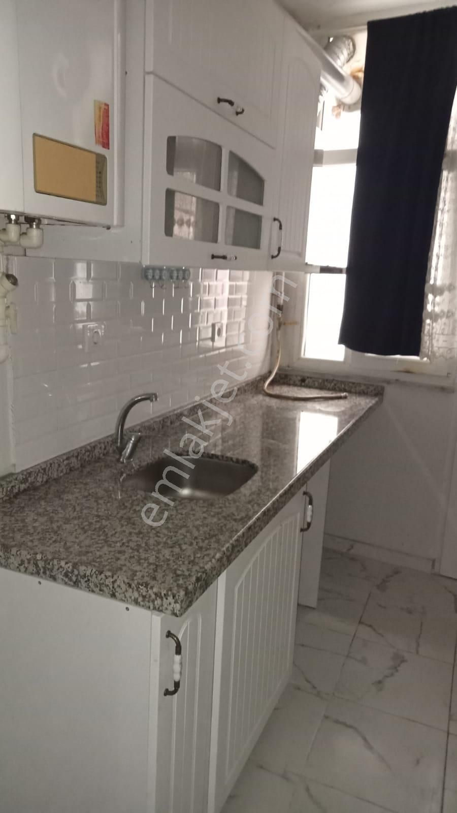 Bayrampaşa Muratpaşa Kiralık Daire Bayrampaşa Muratpaşa 2+1 Düz Giriş Kombili Sıfır Tadilat Masrafsız