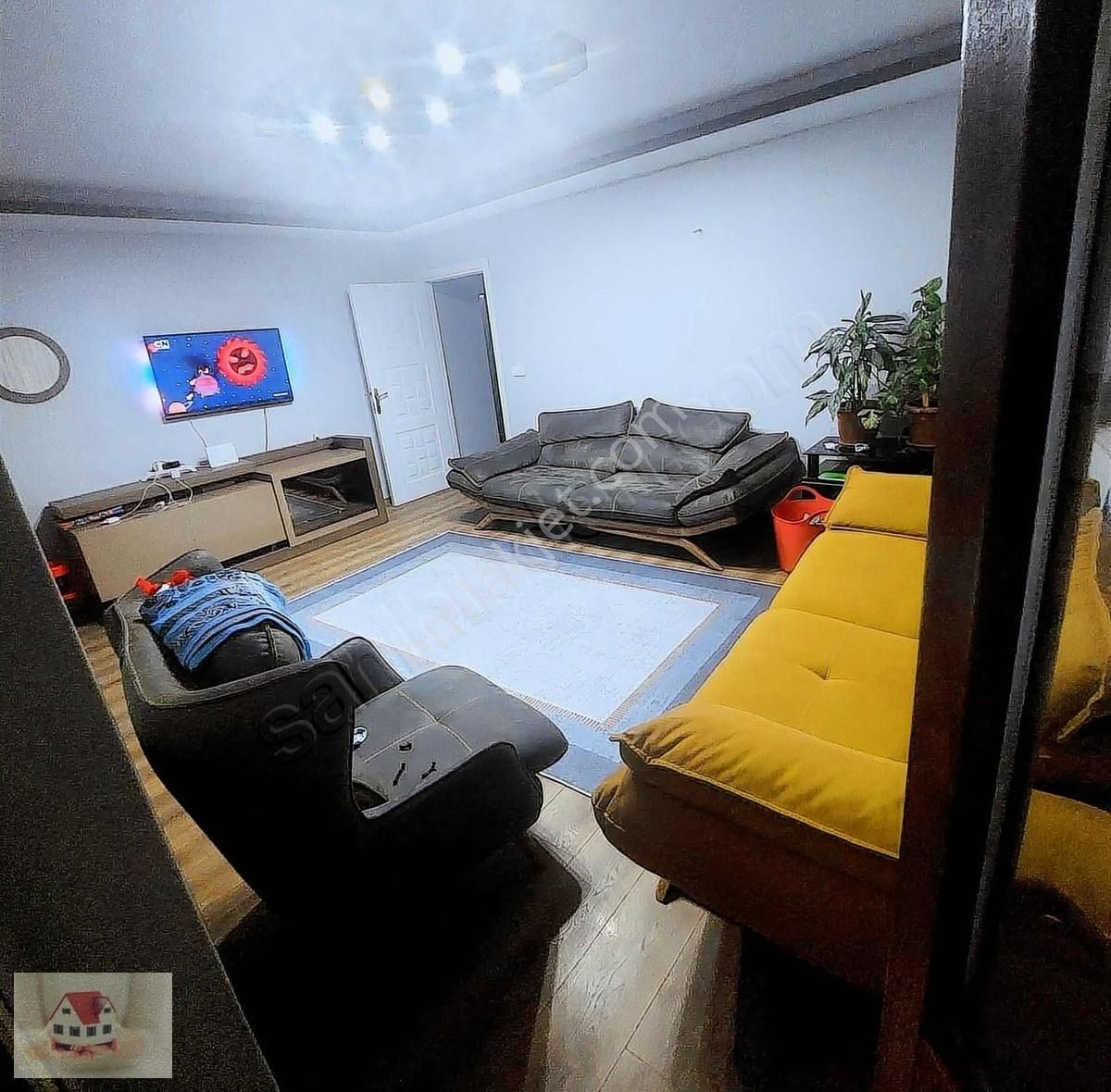 Çekmeköy Merkez Kiralık Daire ÇEKMEKÖY MERKEZ MAHALLESİ KİRALIK 2+1 ARAKAT