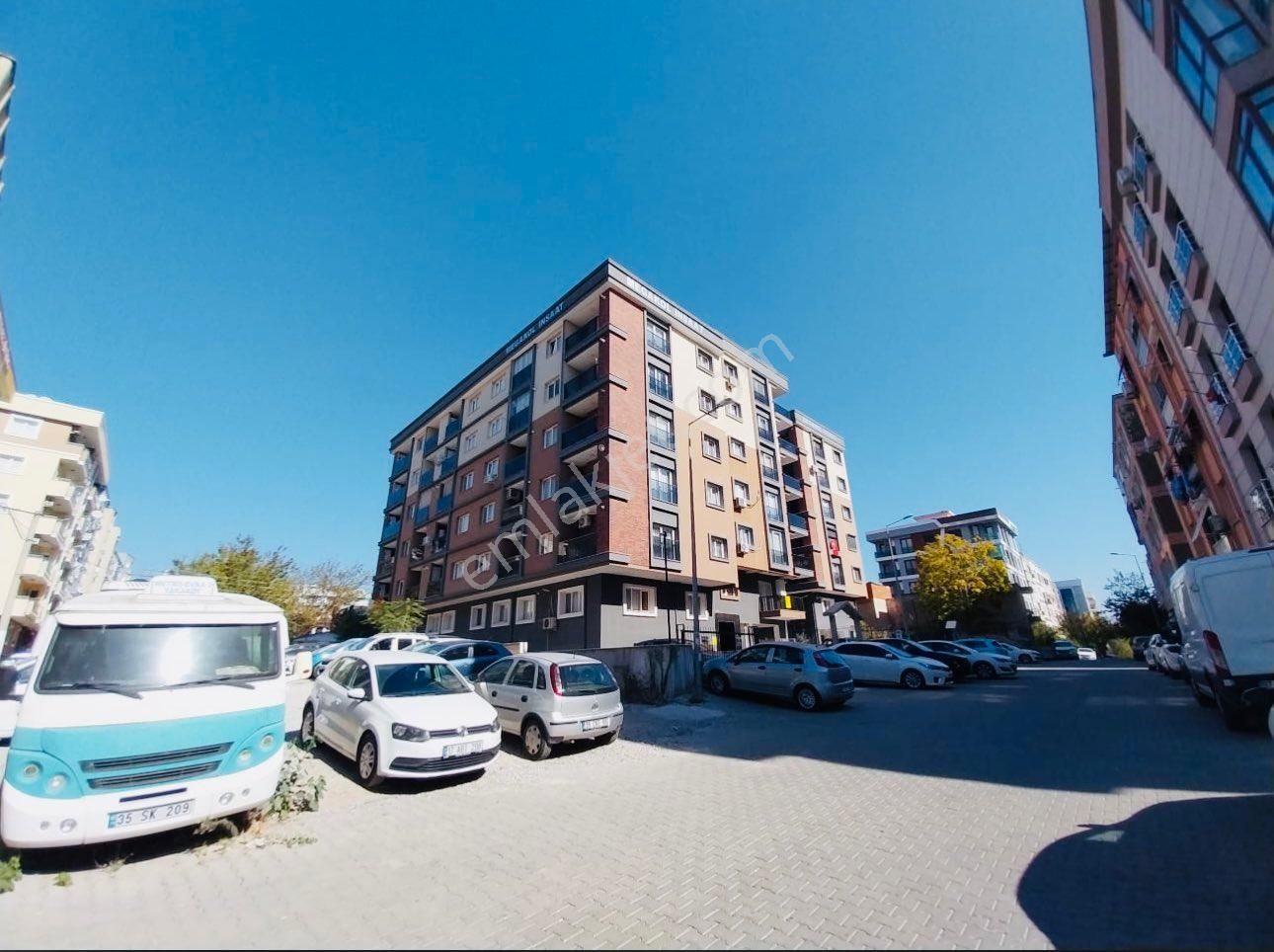 Bornova Ergene Kiralık Daire Daşdemir’den Arakat Doğalgazlı Ankastreli