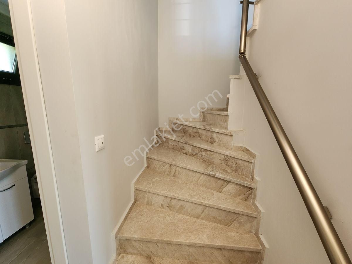 Güre Satılık Villa / Sahilde / Denize Yakın / Ayrı Mutfak - Görsel 18