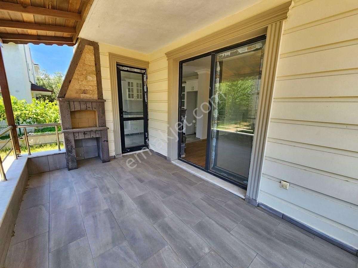 Güre Satılık Villa / Sahilde / Denize Yakın / Ayrı Mutfak - Görsel 12