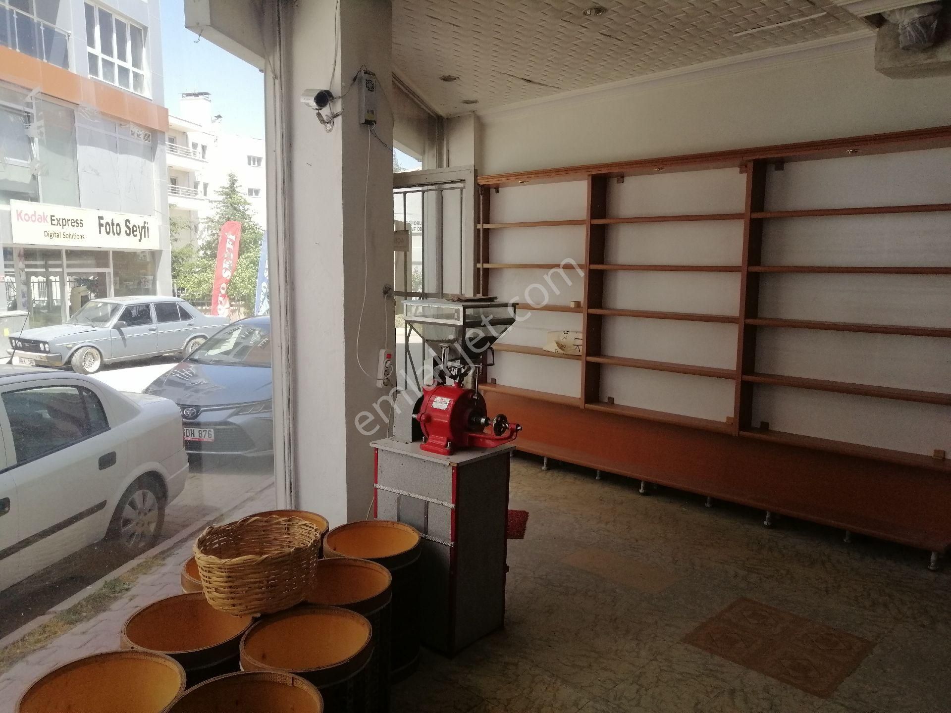 Kaman Gaffar Kiralık Büro BELEDİYE ARKASINDA 80 METREKARE KİRALIK DÜKKAN 