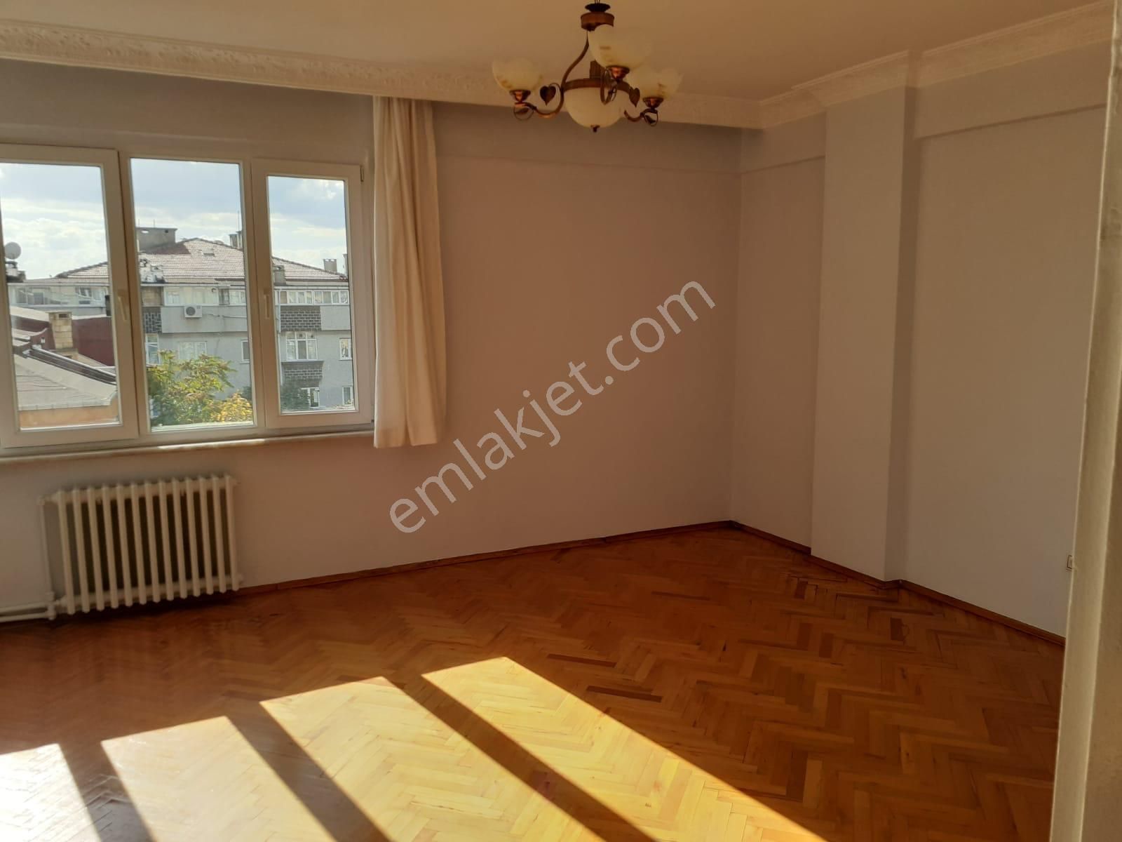 Bağcılar Merkez Kiralık Daire  BAĞCILAR MERKEZDE MEMURA KİRALIK3+1  DAİRE