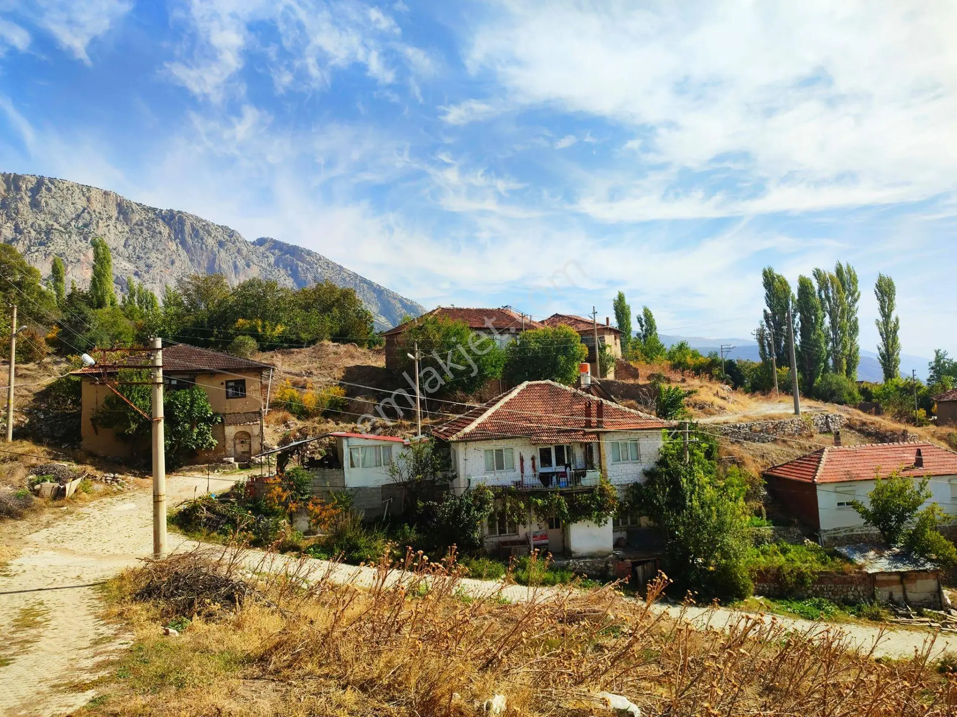 Köyiçi Şelaleye Yakın Otantık İmarlı Ev Arsası - Görsel 5