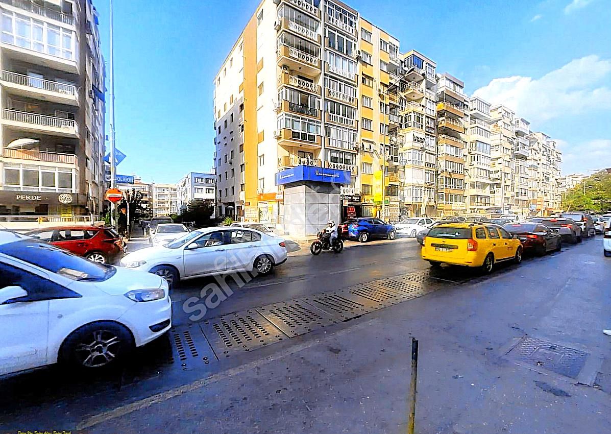 Konak Güzelyalı Satılık Daire  GÜZELYALI İNÖNÜ ANA CADDESİ ÜZERİ OTOPARKLI ASANSÖRLÜ SATILIK DAİRE