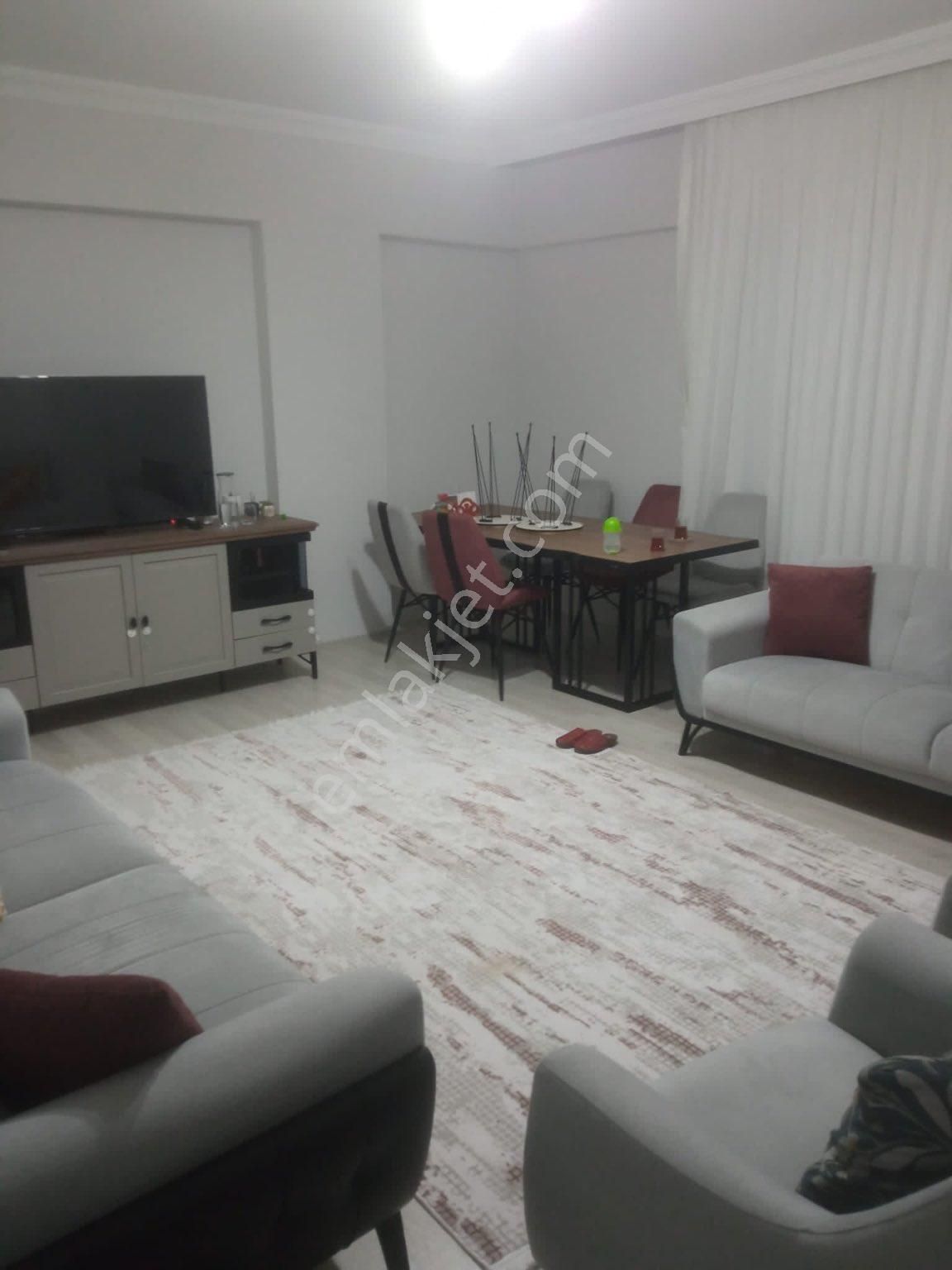 Akşehir Yeni Kiralık Daire Zirve Emlak Kiralıyorr 3+1 160m2 Garajlı 2.kat Asansörlü Daire