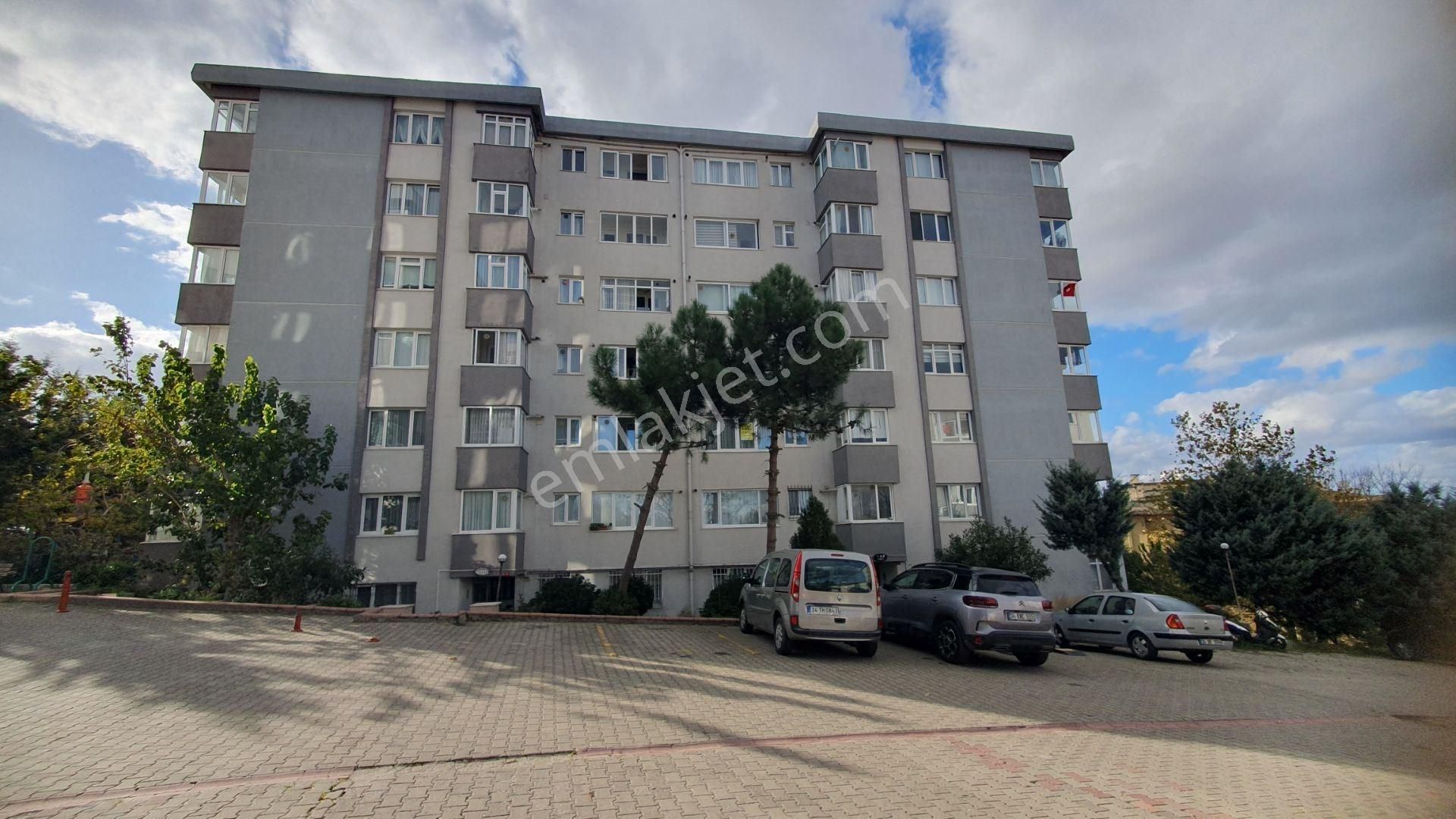 Üsküdar Yavuztürk Kiralık Daire Üsküdar Yavuztürk Mah Sitede 2+1 Kiralık Eşyalı Daire ENT@ EML@K