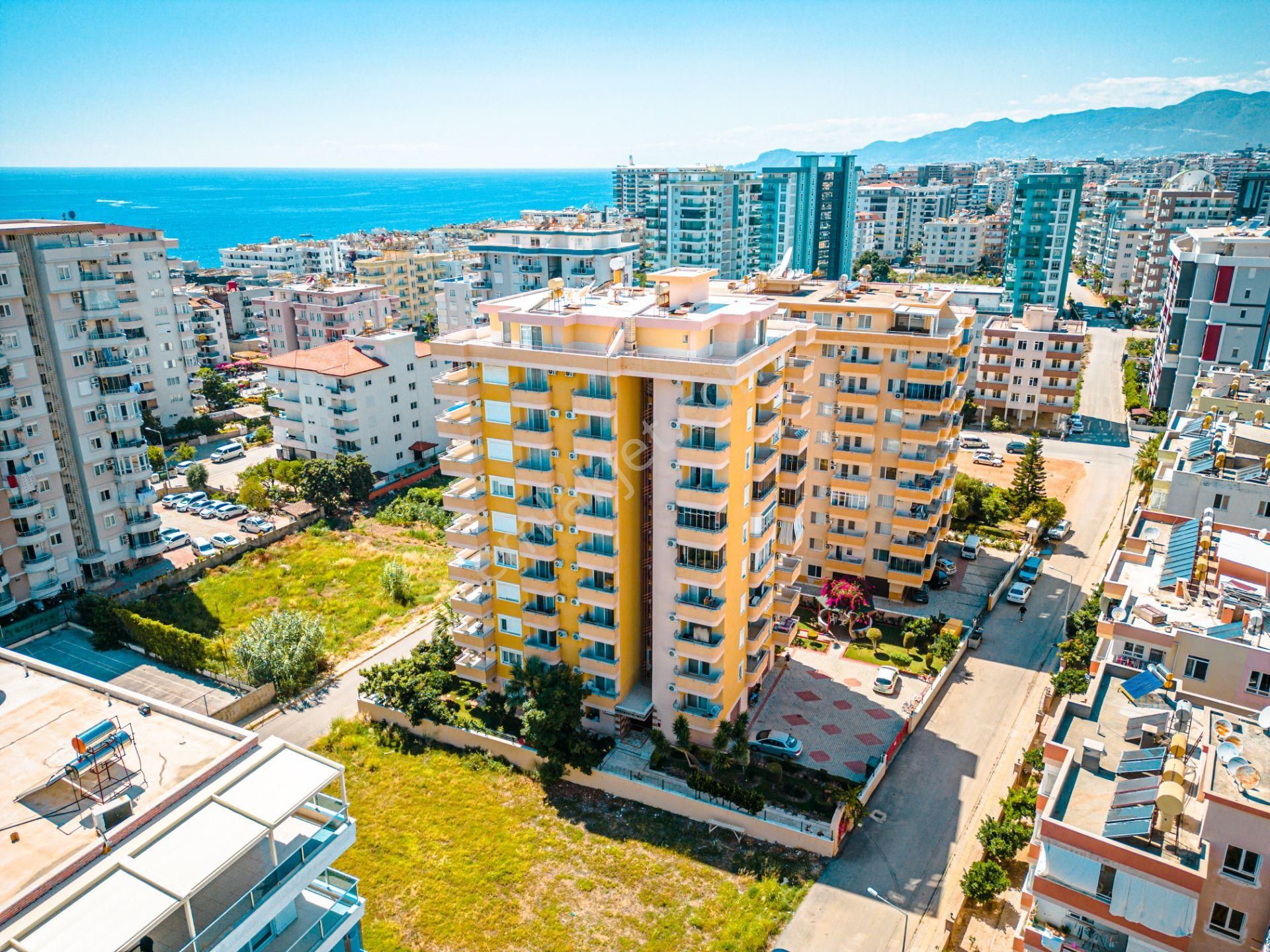 Alanya Mahmutlar Satılık Daire  ALANYA MAHMUTLAR 2+1 150M2 EŞYALI HAVUZLU DENİZE YAKIN DAİRE