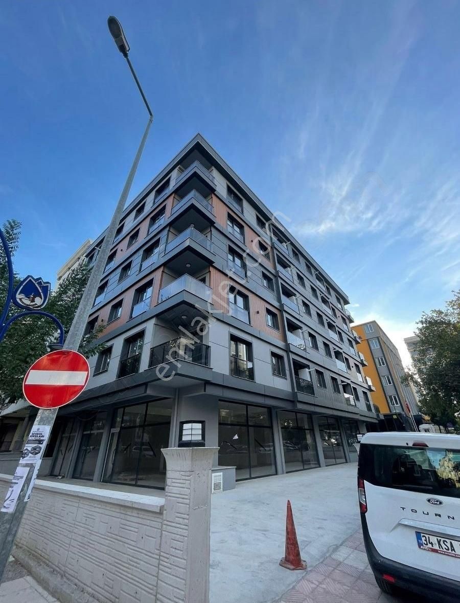 Yunusemre Merkez Efendi Kiralık Daire VATAN HASTAHANESİ YANI 3+1 ÖNÜ AÇIK- OTOPARKLI- FULL LUKS- SIFIR