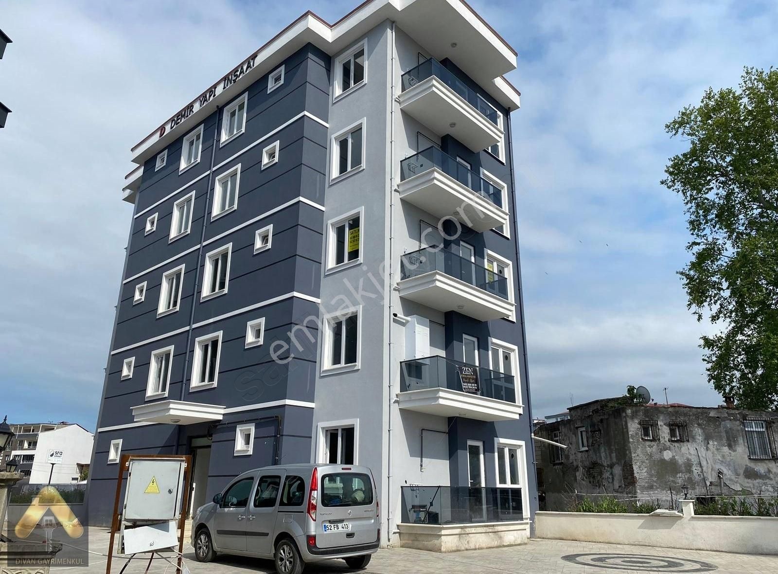 Altınordu Cumhuriyet Satılık Daire DİVAN GAYRİMENKUL CUMHURİYET MAH. 2+1 75M2 SATILIK DAİRE