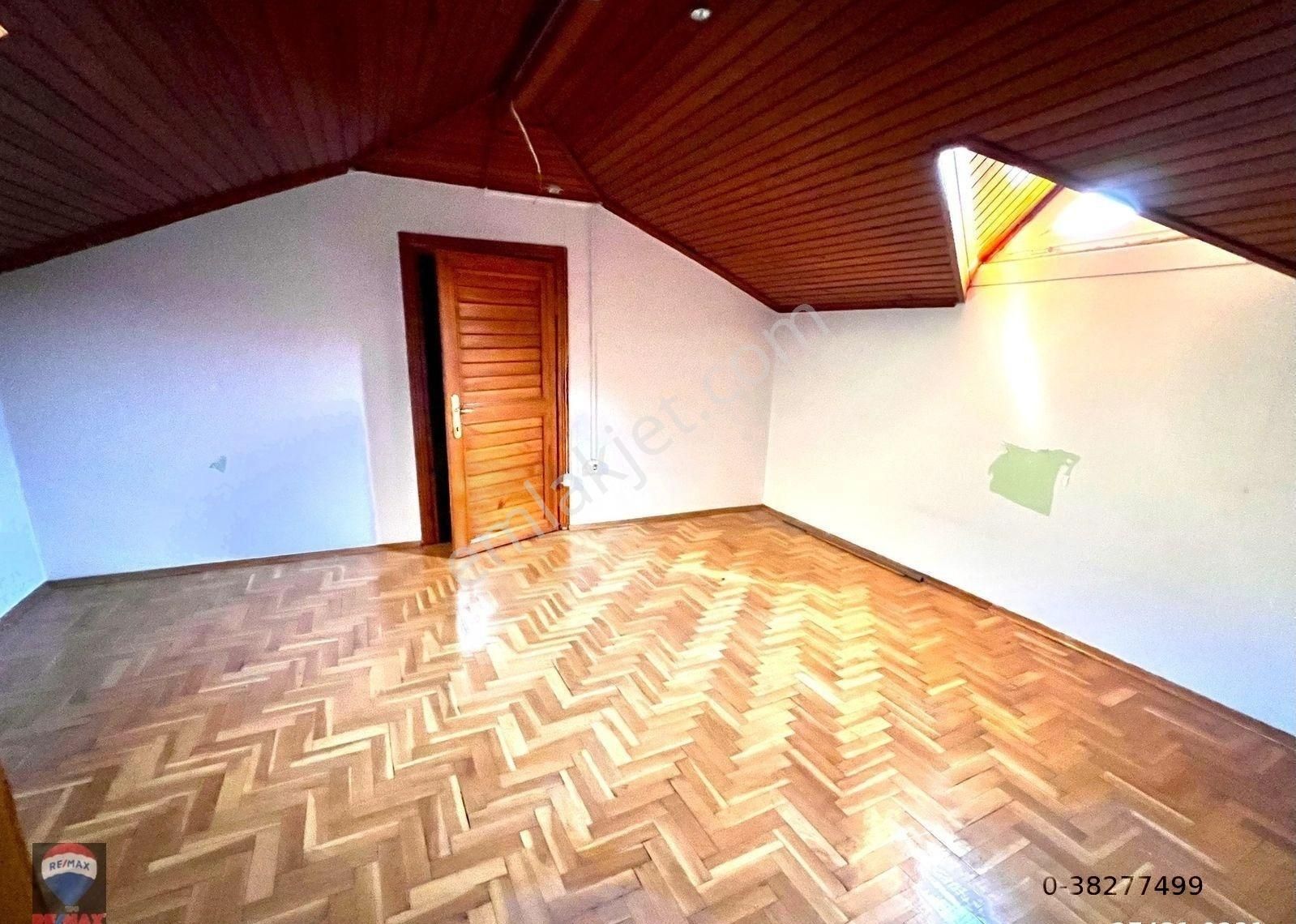 Mutlu Aydın'dan Bakırköy Sahile Yakın 4+2 Manzaralı Dubleks - Görsel 13