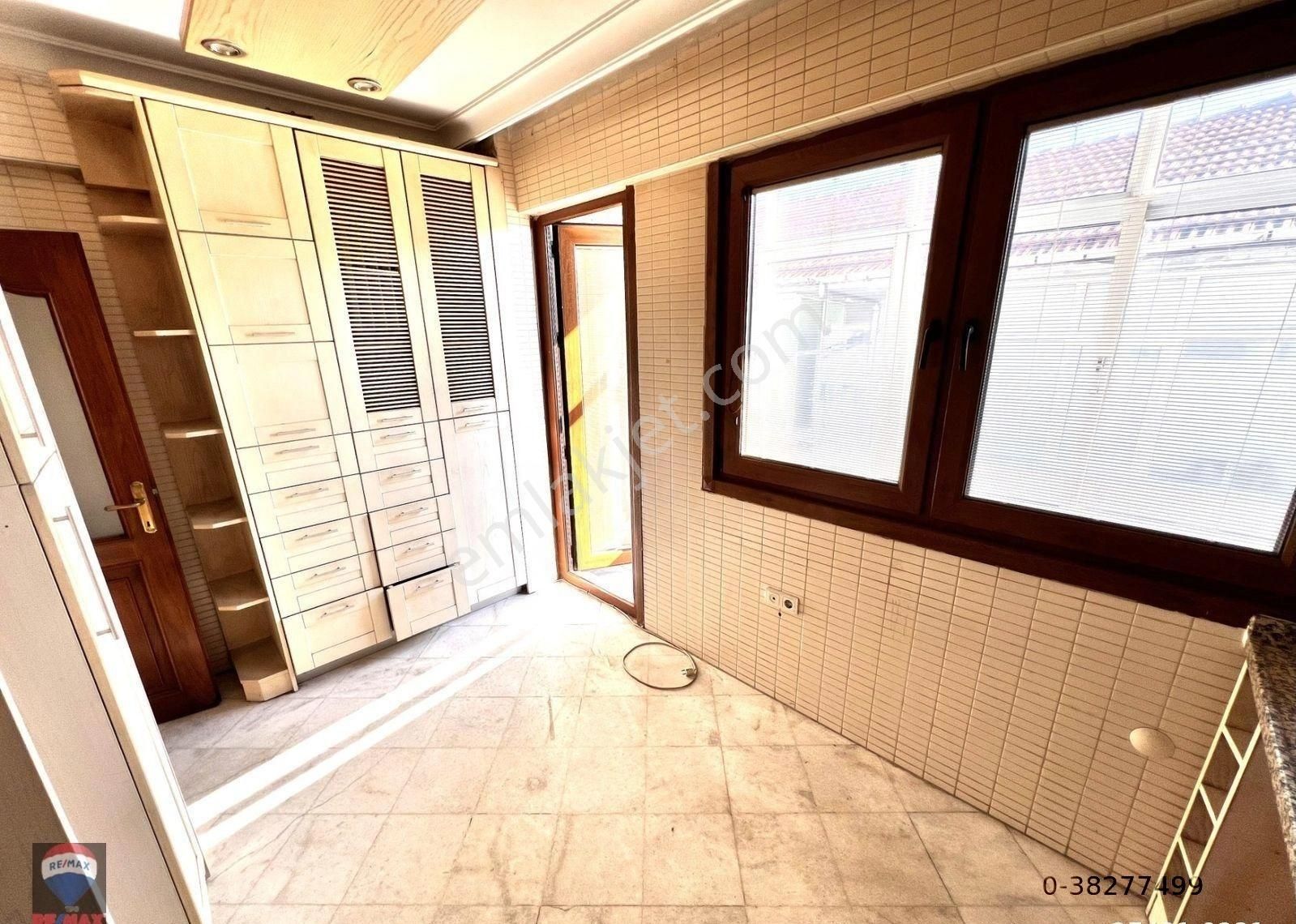 Mutlu Aydın'dan Bakırköy Sahile Yakın 4+2 Manzaralı Dubleks - Görsel 15