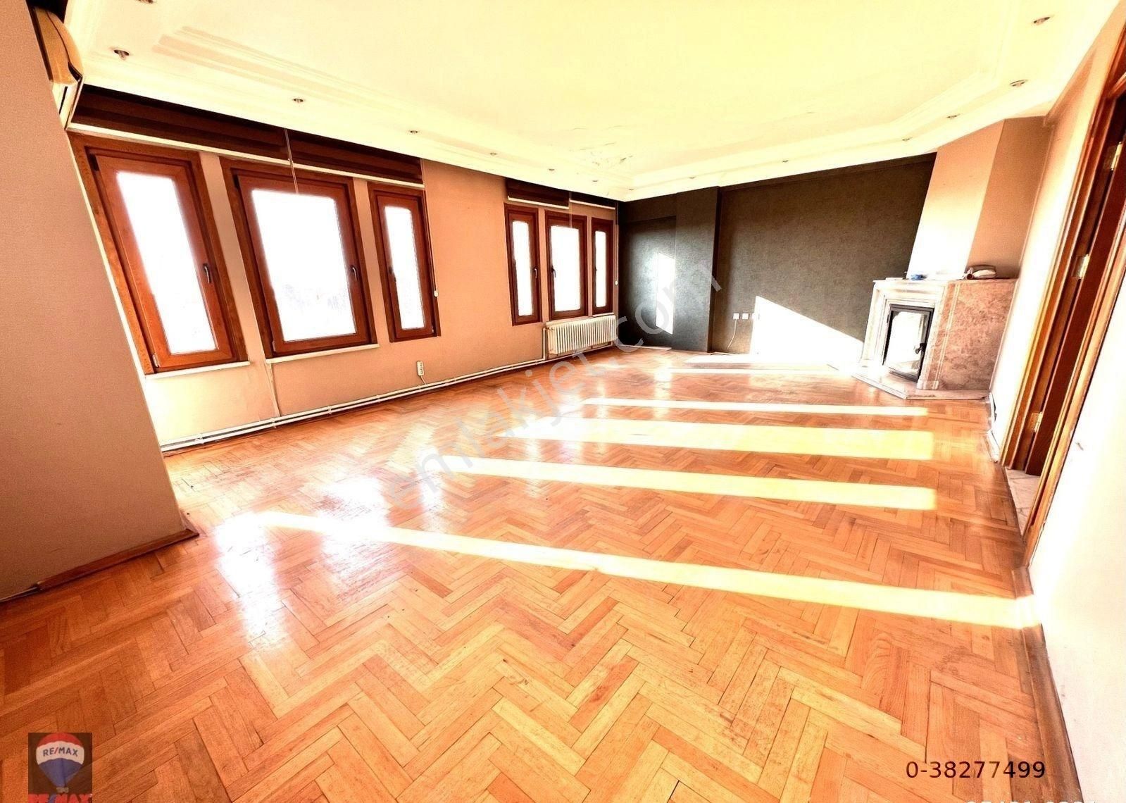 Mutlu Aydın'dan Bakırköy Sahile Yakın 4+2 Manzaralı Dubleks - Görsel 18