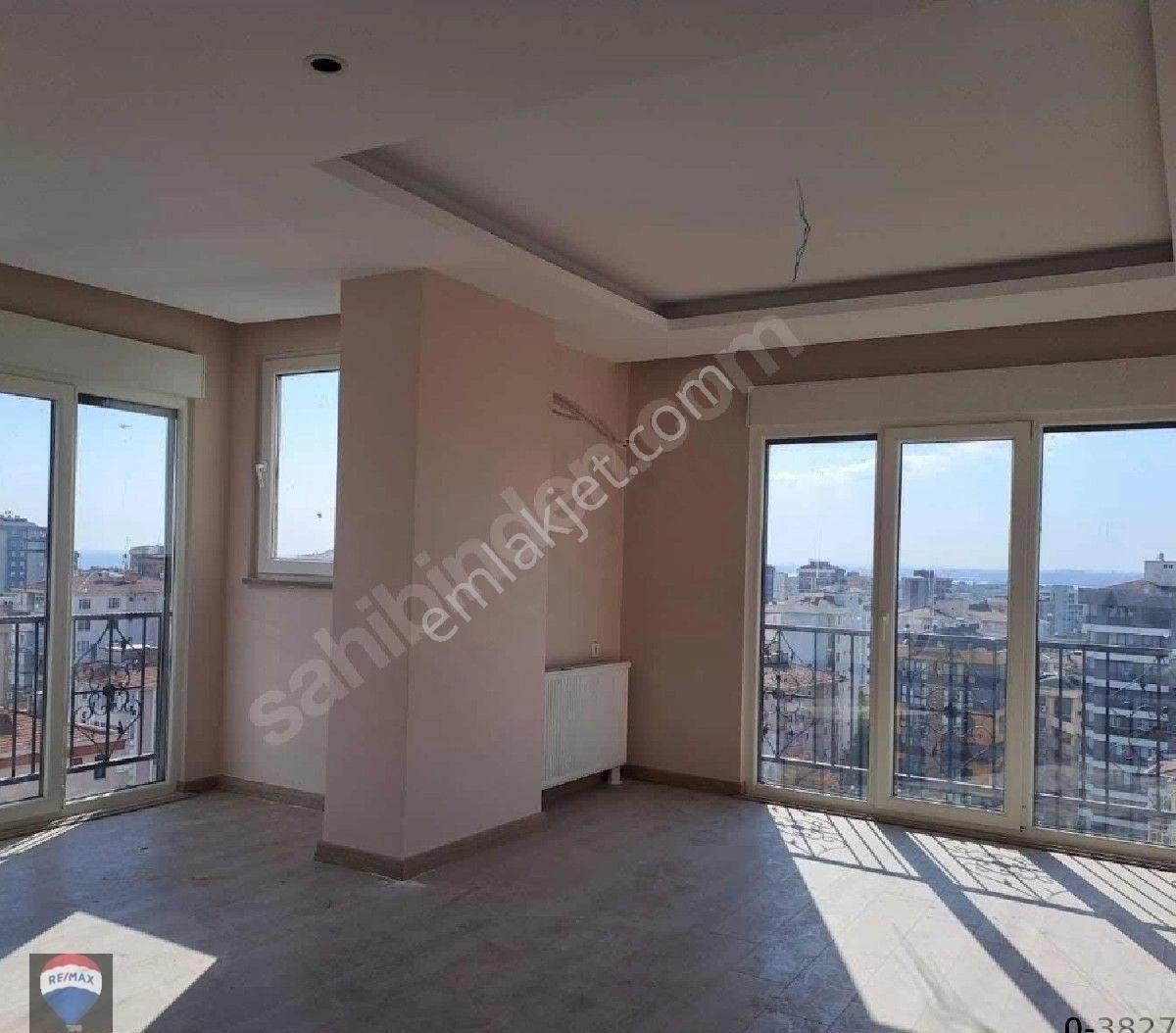 Kadıköy Feneryolu Kiralık Daire FENERYOLU'NDA 3+1 KİRALIK DAİRE