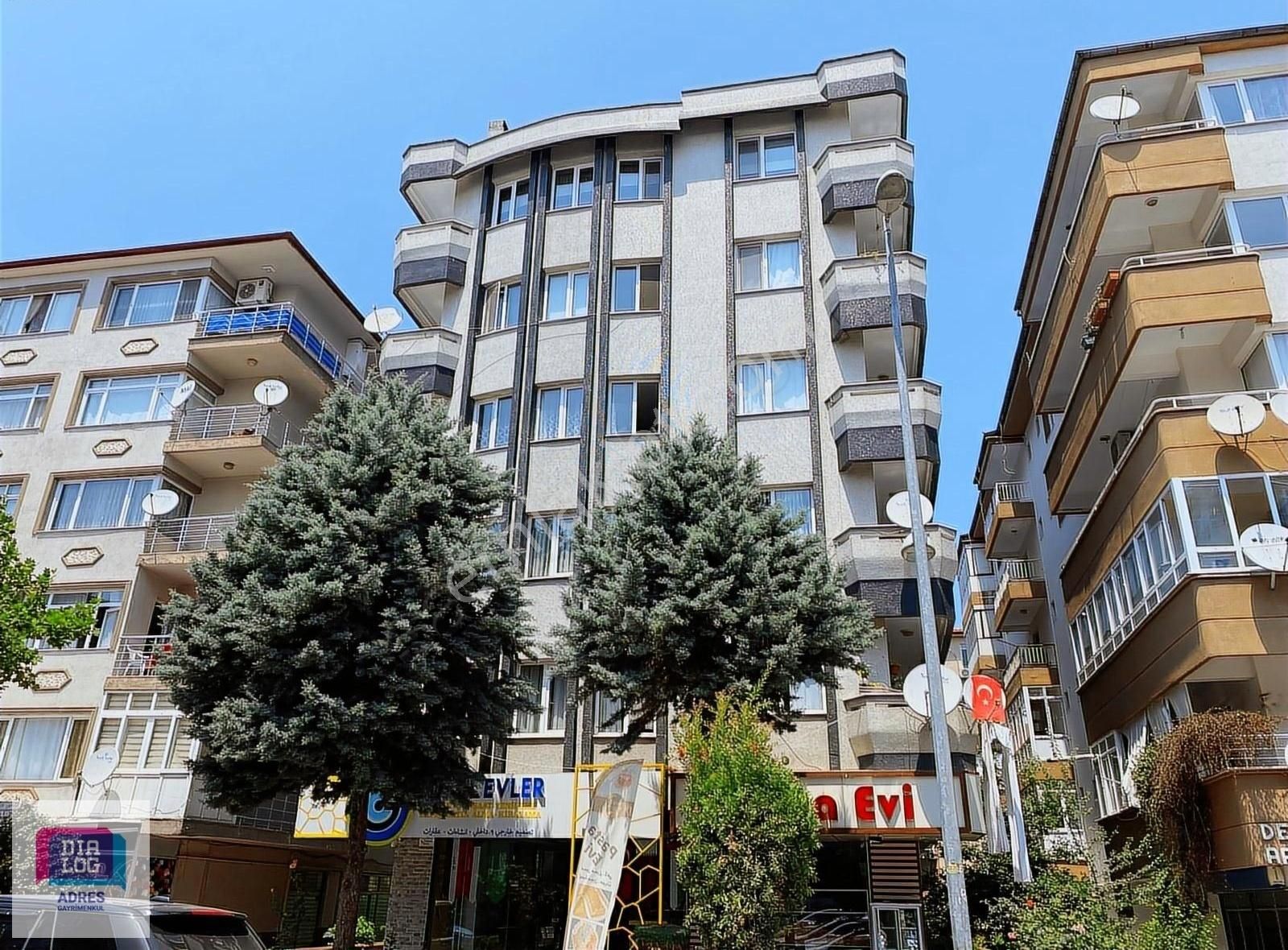 Yalova Merkez Bahçelievler Satılık Bina YALOVA'DA 11 DAİRE 2 DÜKKAN KOMPLE BİNA بناء كامل للبيع