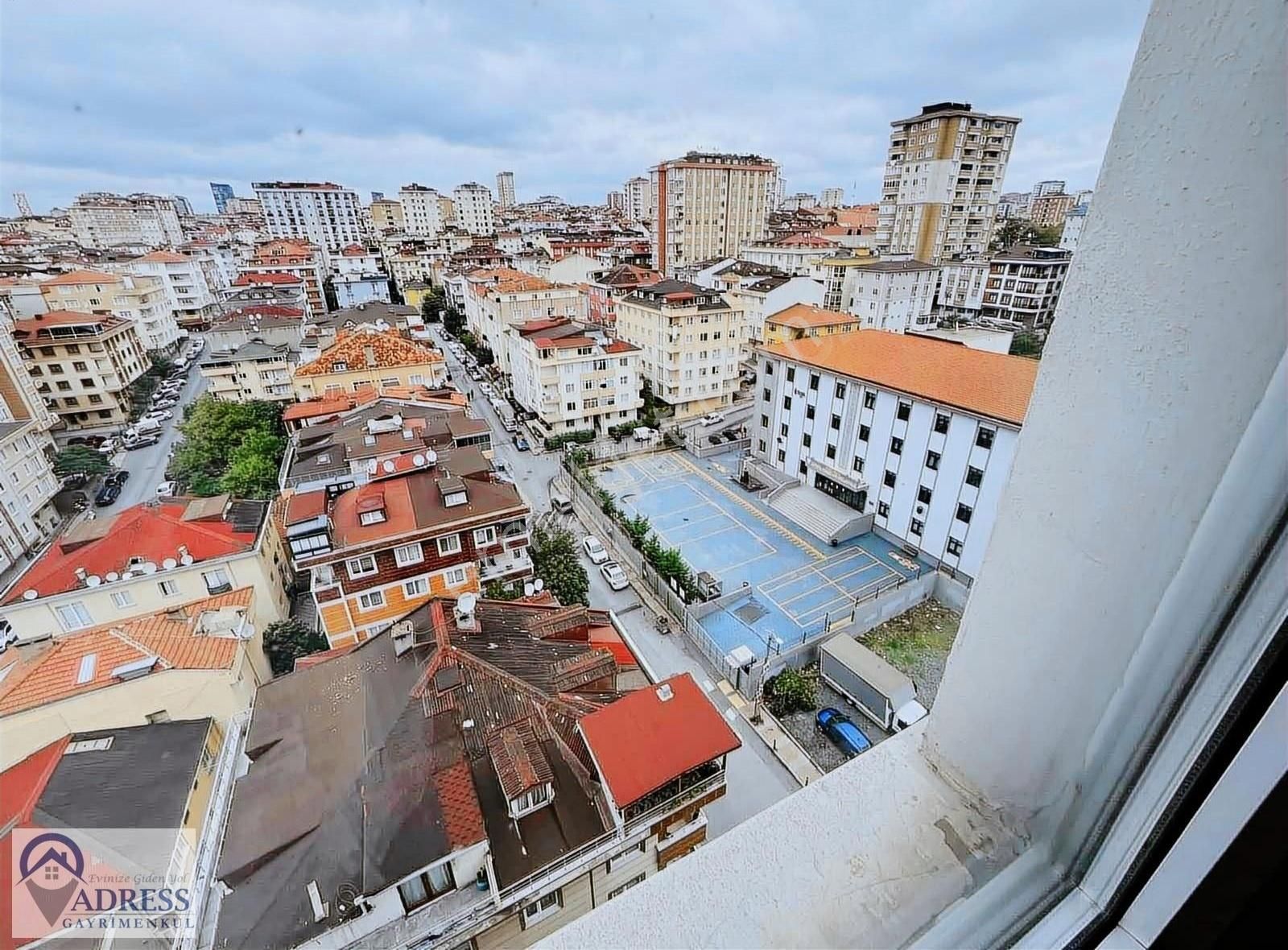 Ümraniye Çamlık Satılık Daire Adress Tarık Dan Tuana park da satılık ara kat