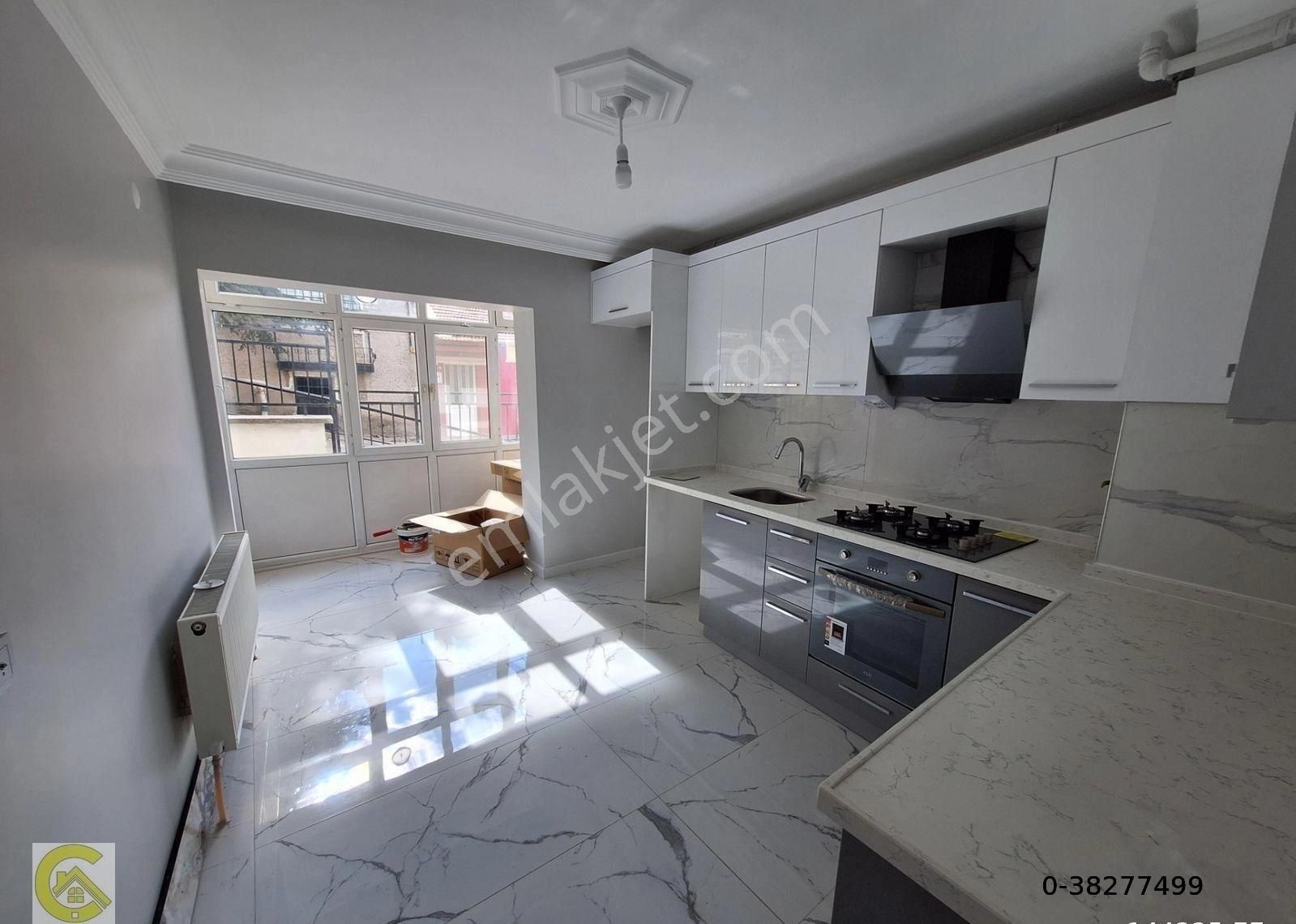 Odunpazarı Göztepe Kiralık Daire ÇİFTÇİLER EMLAK'DAN GÖZTEPE MAHALLESİNDE KOMPLE TADİLATLI 3+1 KİRALIK DAİRE