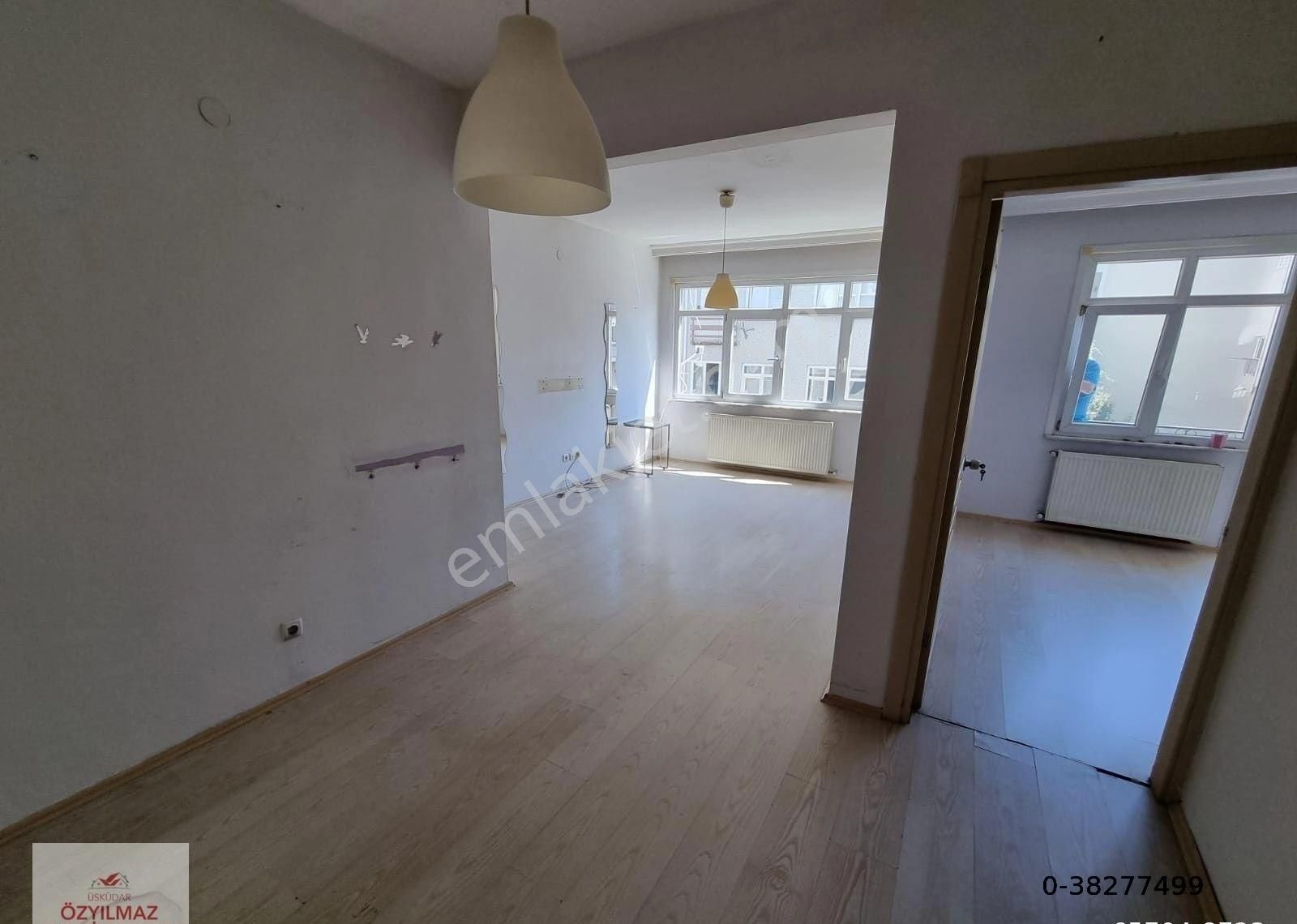 Üsküdar Mimar Sinan Kiralık Daire ÜSKÜDAR ÖZYILMAZ DAN NEVÇARŞI BELEDİYENİN KARŞISINDA 3+1 BALKONLU