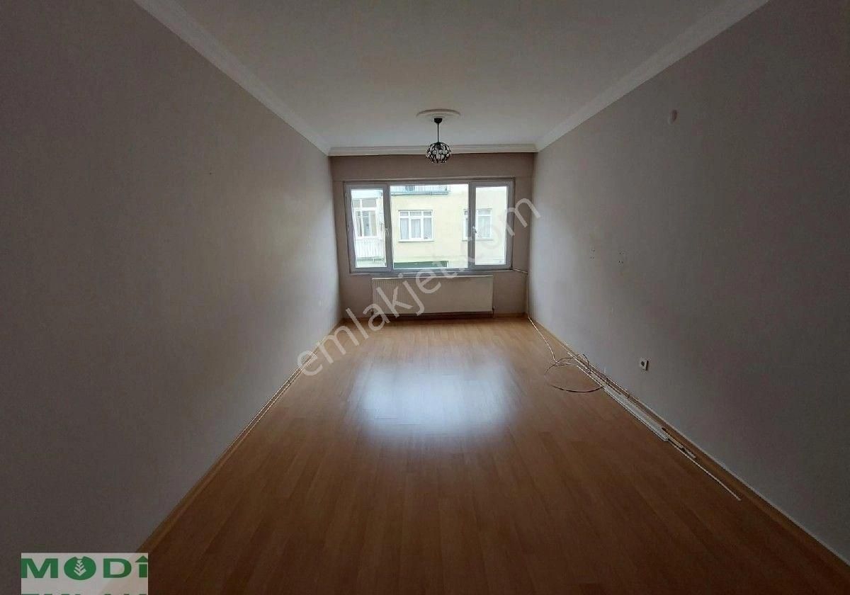 Üsküdar Zeynep Kamil Kiralık Daire Üsküdar merkeze yakın kiralık 2+1 kombili daire 2.kat