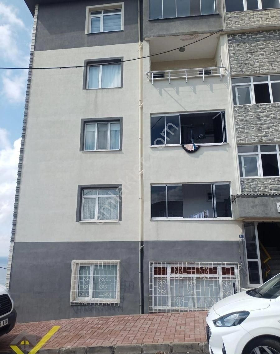 Kilimli Hisar Arkası Satılık Daire POZİTİF GAYRİMENKUL'DEN KİLİMLİ 202'LERDE 2+1 DENİZ MANZARALI YAPILI DAİRE