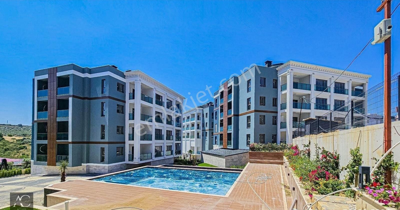 Kuşadası Ege Satılık Residence KUŞADASINDA SATILIK MERKEZI KONUM-7/24 GÜVENLİK-HAVUZ-BAHÇE-KOMBİ-MODERN-LÜX-FIRSAT DAİRELER