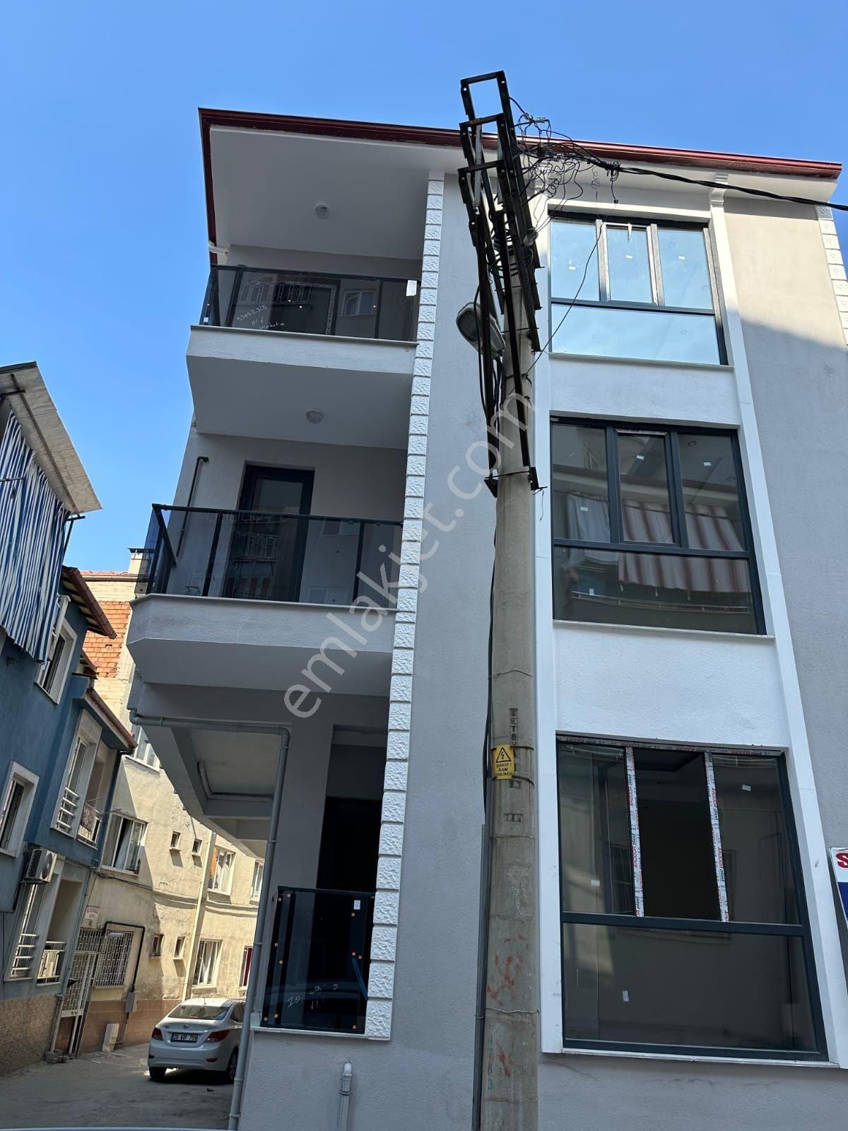 Merkezefendi Akkonak Satılık Daire PELİTLİBAĞ MAHALLESİNDE SATILIK DAİRE 