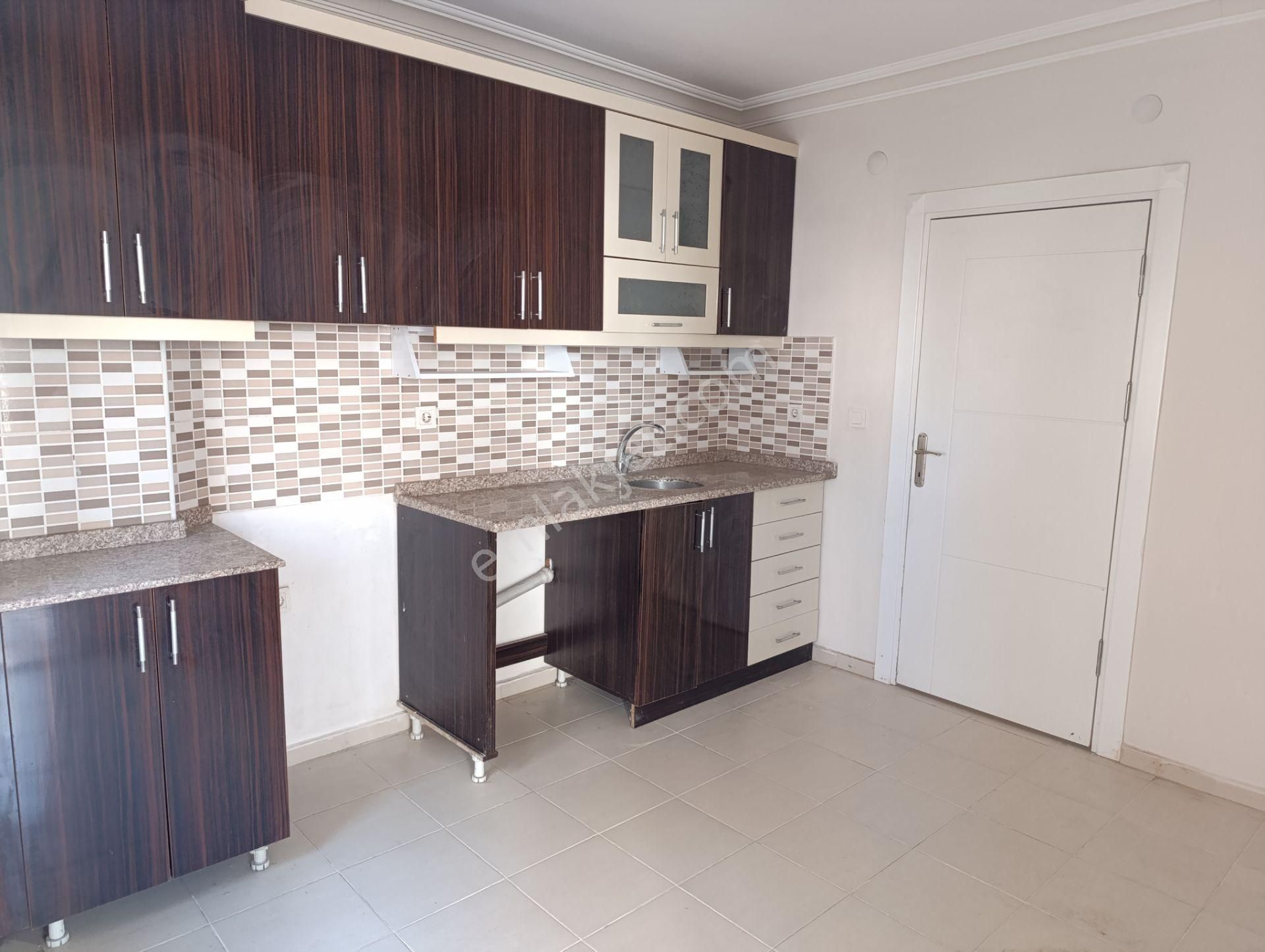 Konyaaltı Uluç Kiralık Daire  ULUÇ MAH 2+1 MASRAFSIZ KİRALIK DAİRE