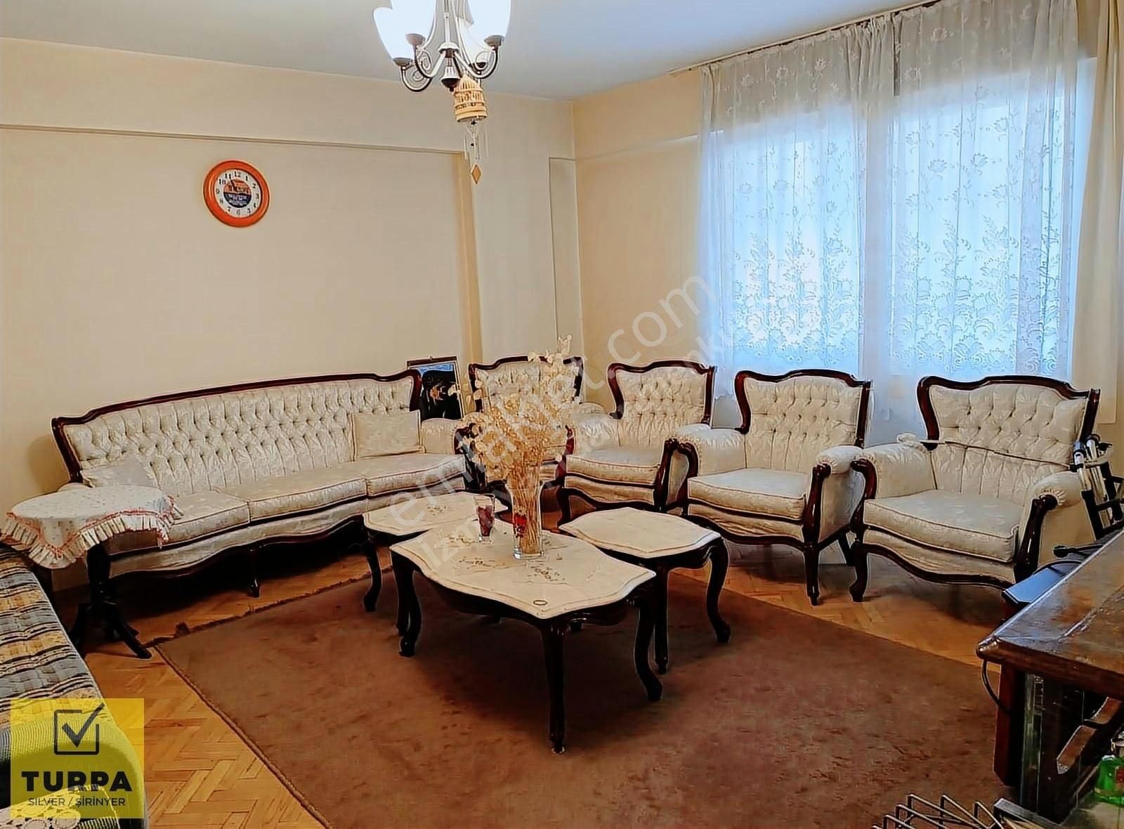 Buca Dumlupınar Satılık Daire YATIRIMLIK MERKEZİ KONUMDA 2+1 SATILIK DAİRE