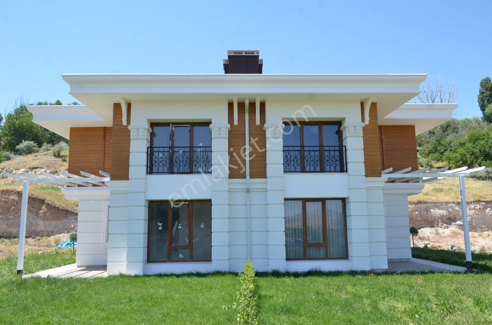 Bünyan Camiikebir Satılık Villa FATMA ÜLKEN GAYRİ MENKUL 