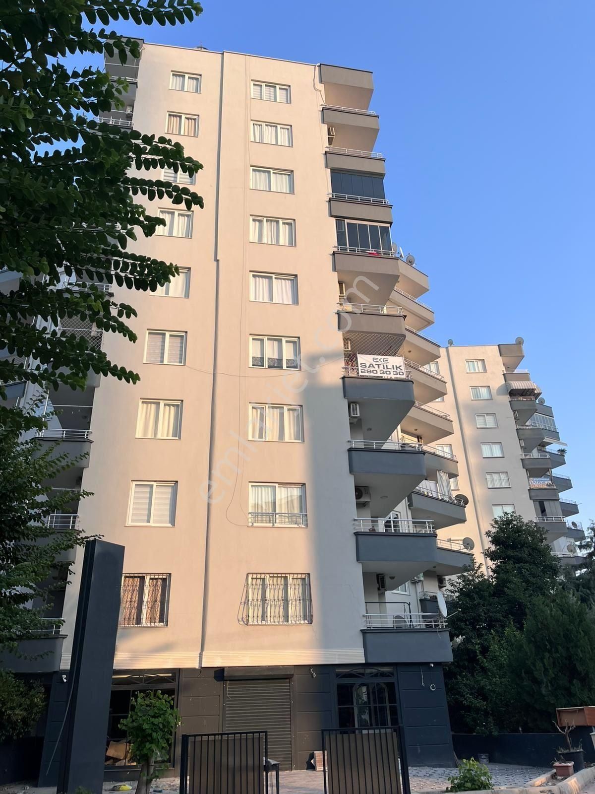 Mezitli Menderes Satılık Daire  EKE'DEN YAPILI 3+1 SİTE İÇİ MASRAFSIZ SATILIK DAİRE