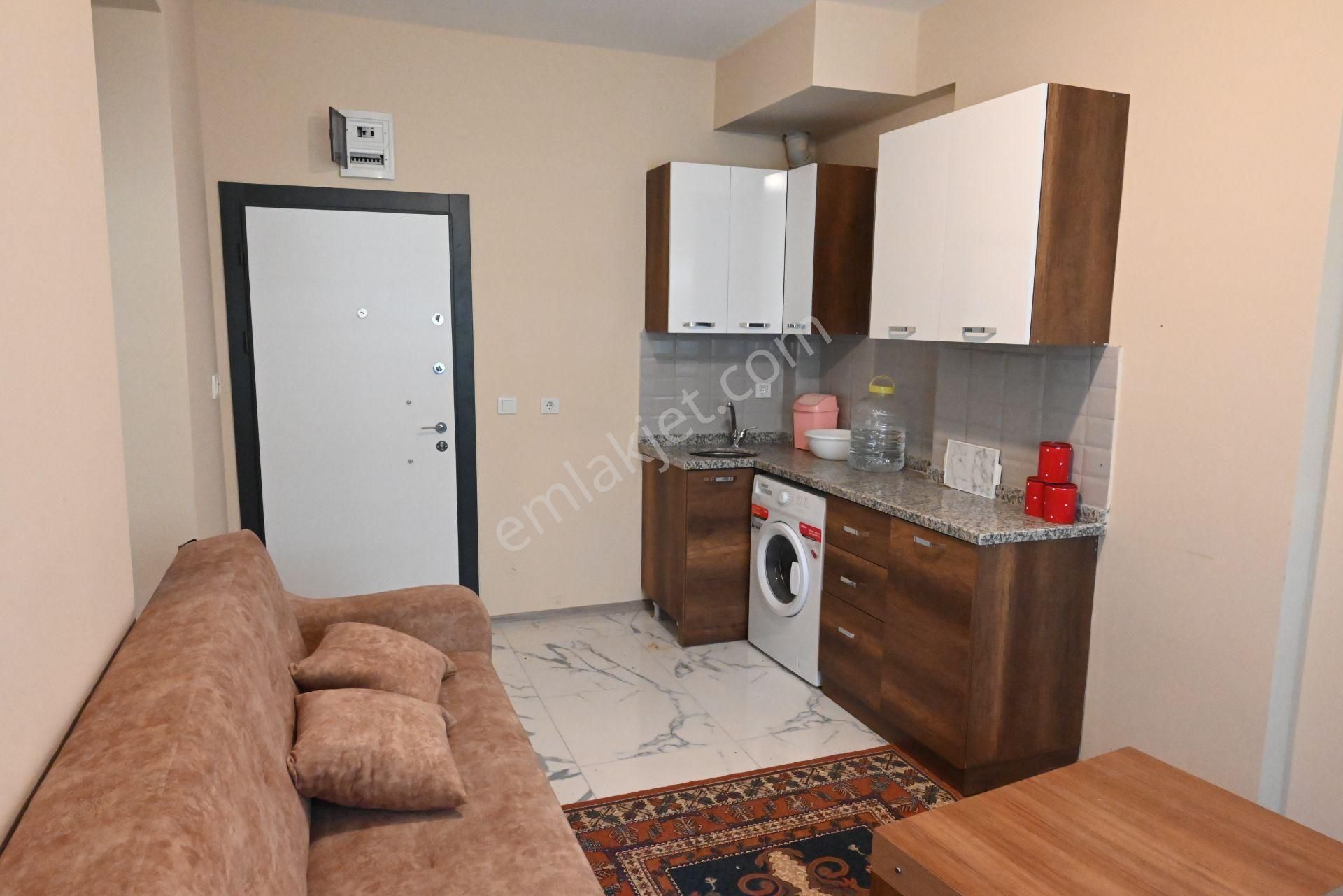 Yenişehir Çiftlikköy Kiralık Daire  Üstünkent Emlak'tan Mersin Çiftlikköy Mah 1+1 Eşyalı Giriş Katı Kiralık 