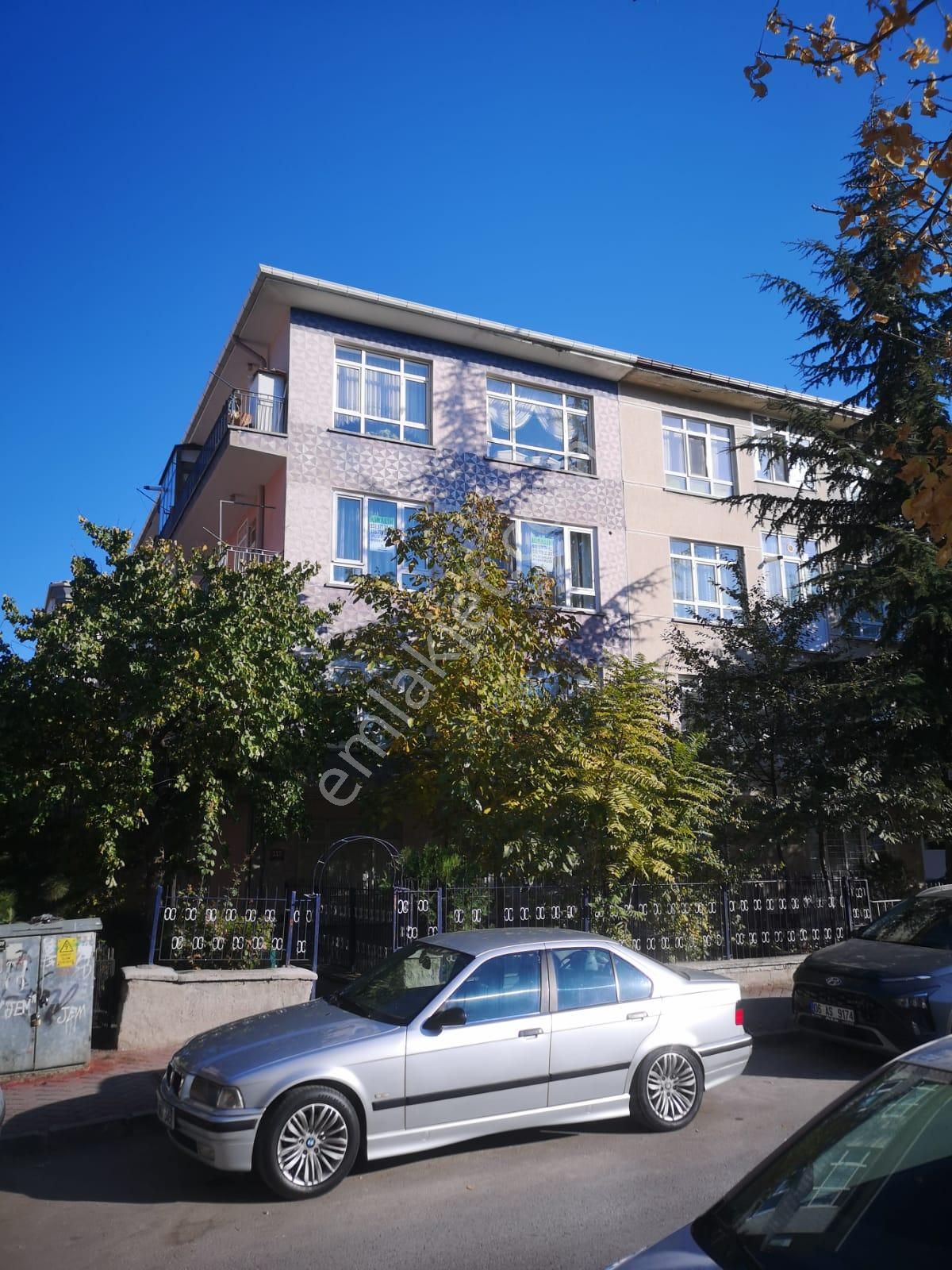 Çankaya Emek Kiralık Daire  EMEK DE FİLİZDEN MOBİLYALI KİRALIK 2+1 ÖN CEPHE