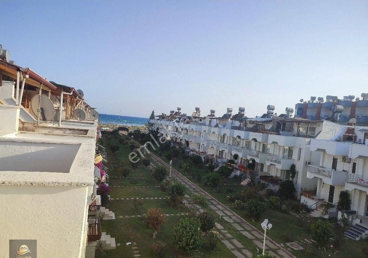 Anamur Güzelyurt Satılık Villa ANAMUR GÜZELYURT'TA DENİZE SIFIR SİTE İÇERİSİNDE SATILIK DUBLEKS