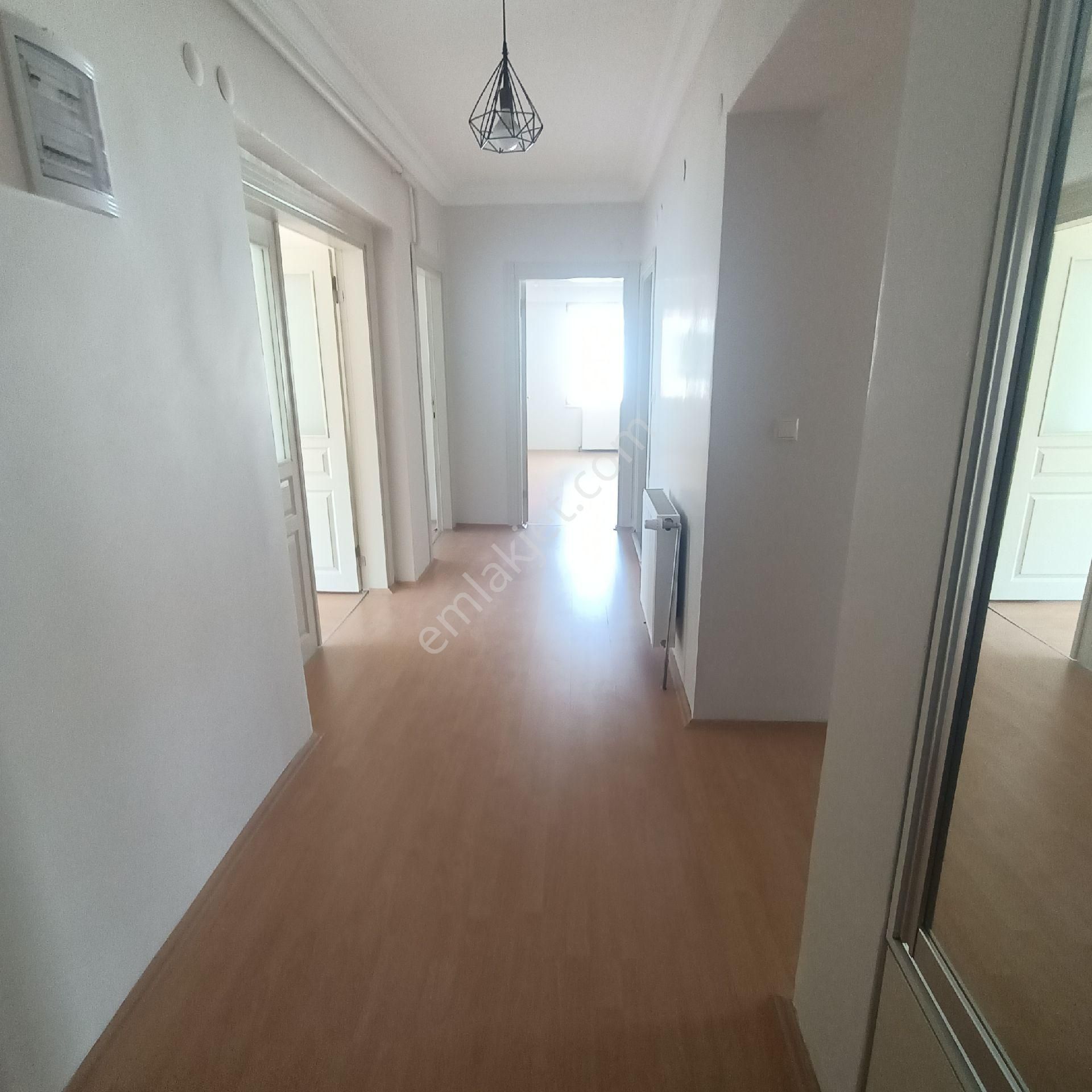 Çankırı Merkez Yeni Kiralık Daire Dogan Emlak Tan 4+1 Kiralık Daire