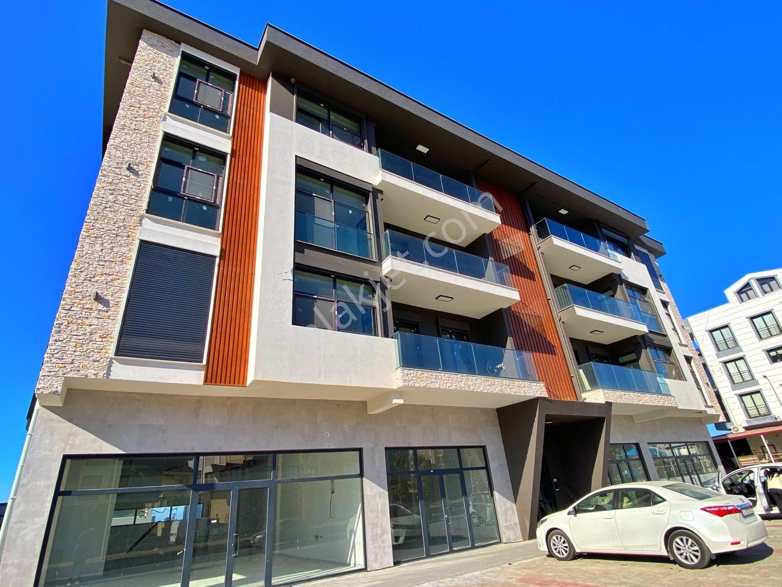 Kuşadası Davutlar Satılık Daire KUŞADASI DAVUTLARDA FULL DENİZ MANZARALI EBEVEYN BANYLOLU KAPALI OTOPARKLI DENİZE YAKIN DAİRE