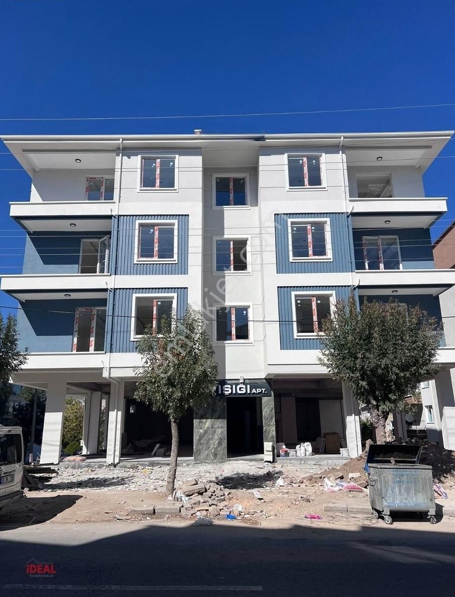 Afyonkarahisar Merkez Esentepe Satılık Daire AFYON ESENTEPE MAH. GENİŞ 3+1 YOLA SIFIR SATILIK DAİRE